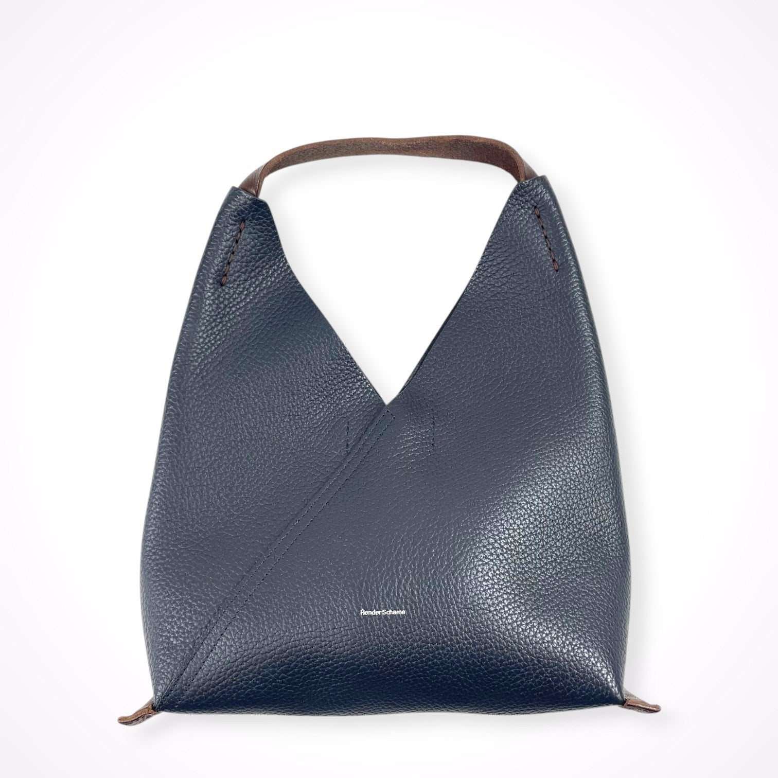 Hender Scheme / triangle bag 美品 シュリンクレザー ネイビー – BAUM 