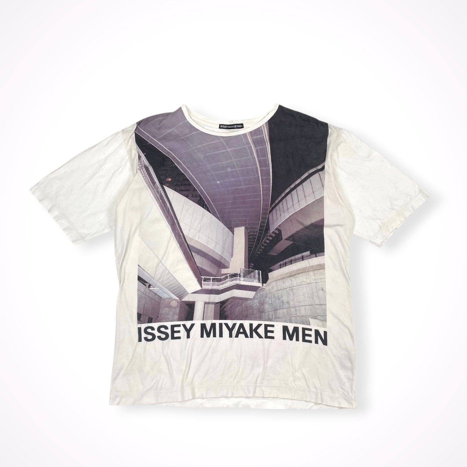 イッセイミヤケ　Tシャツ　サイズ3 ISSEY MIYAKE MEN イッセイミヤケ メン / コラボ フォトグラフィーロゴ