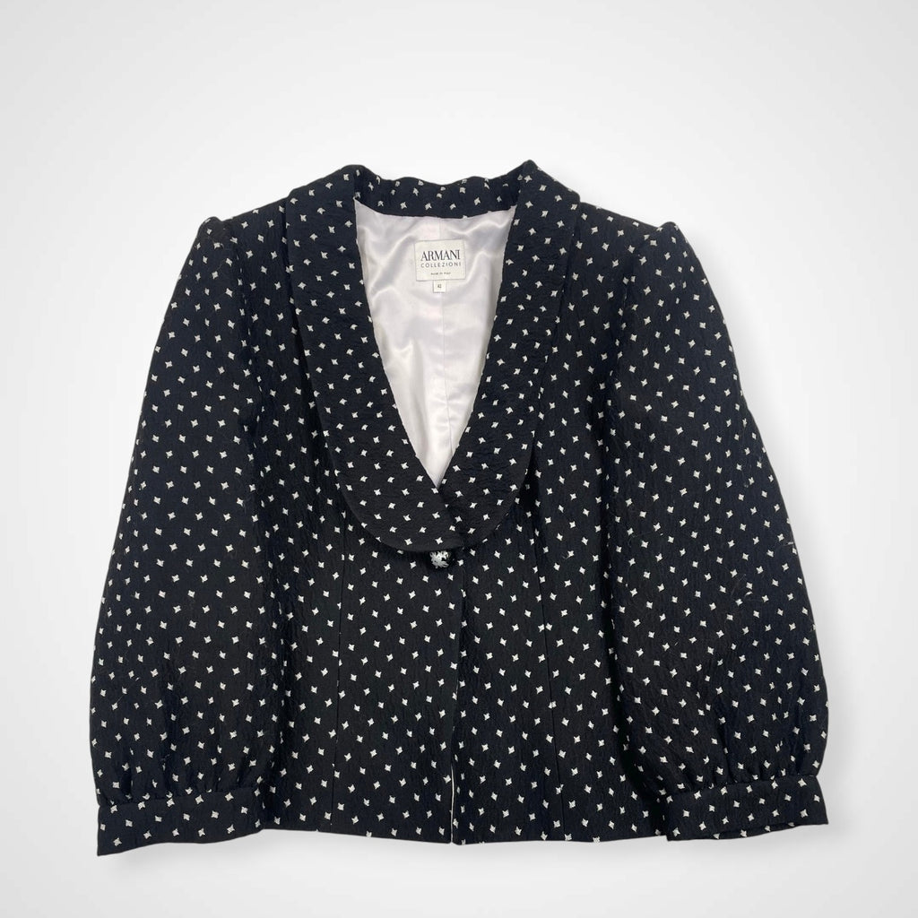 ARMANI COLLEZIONI アルマーニ コレツィオーニ / タキシードカラーショートジャケット ブラック イタリア製 参考定価：120,000程度 SIZE:42