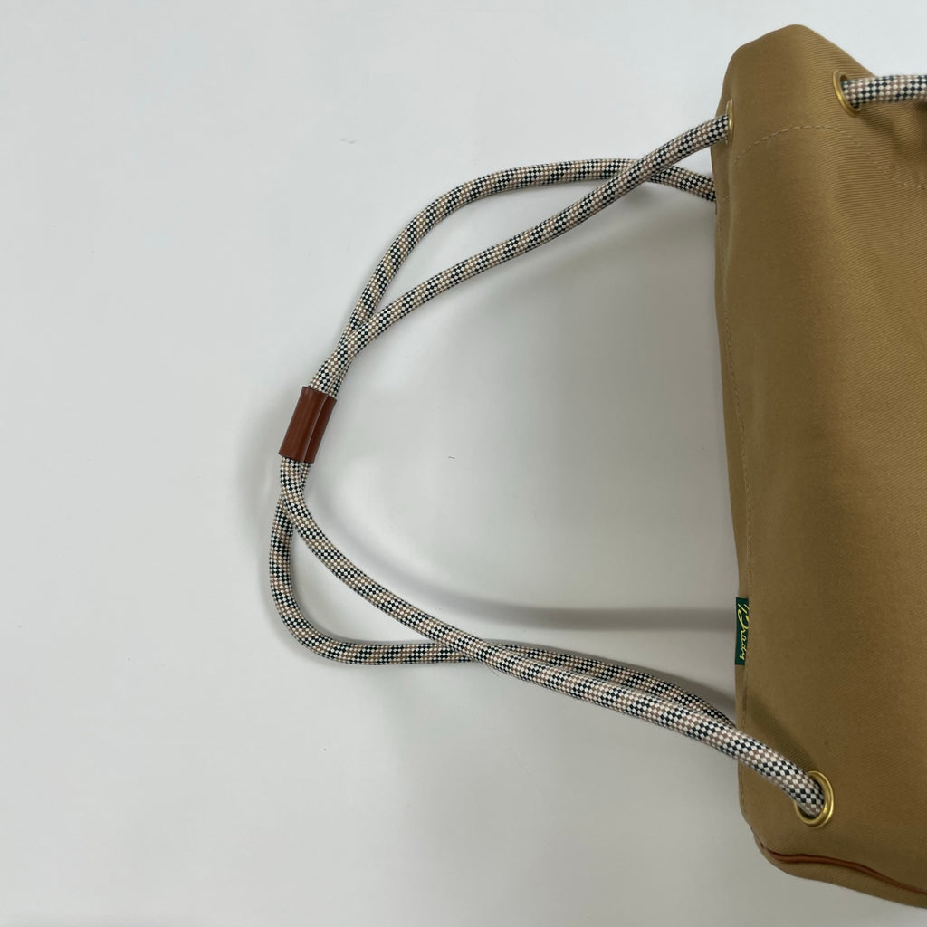 Brady / NEVISワンショルダーバッグ 極美品 参考定価：48,000+tax