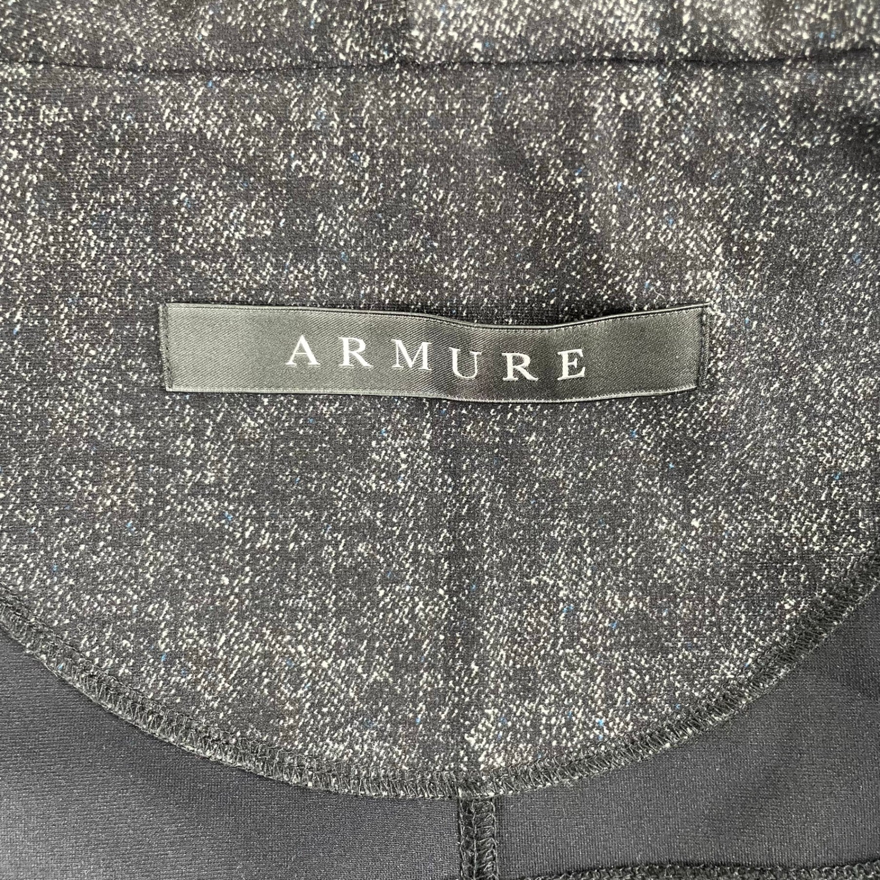 ARMURE アルミュール / エンボスライダースパーカー 参考定価：30,000程度 SIZE:3