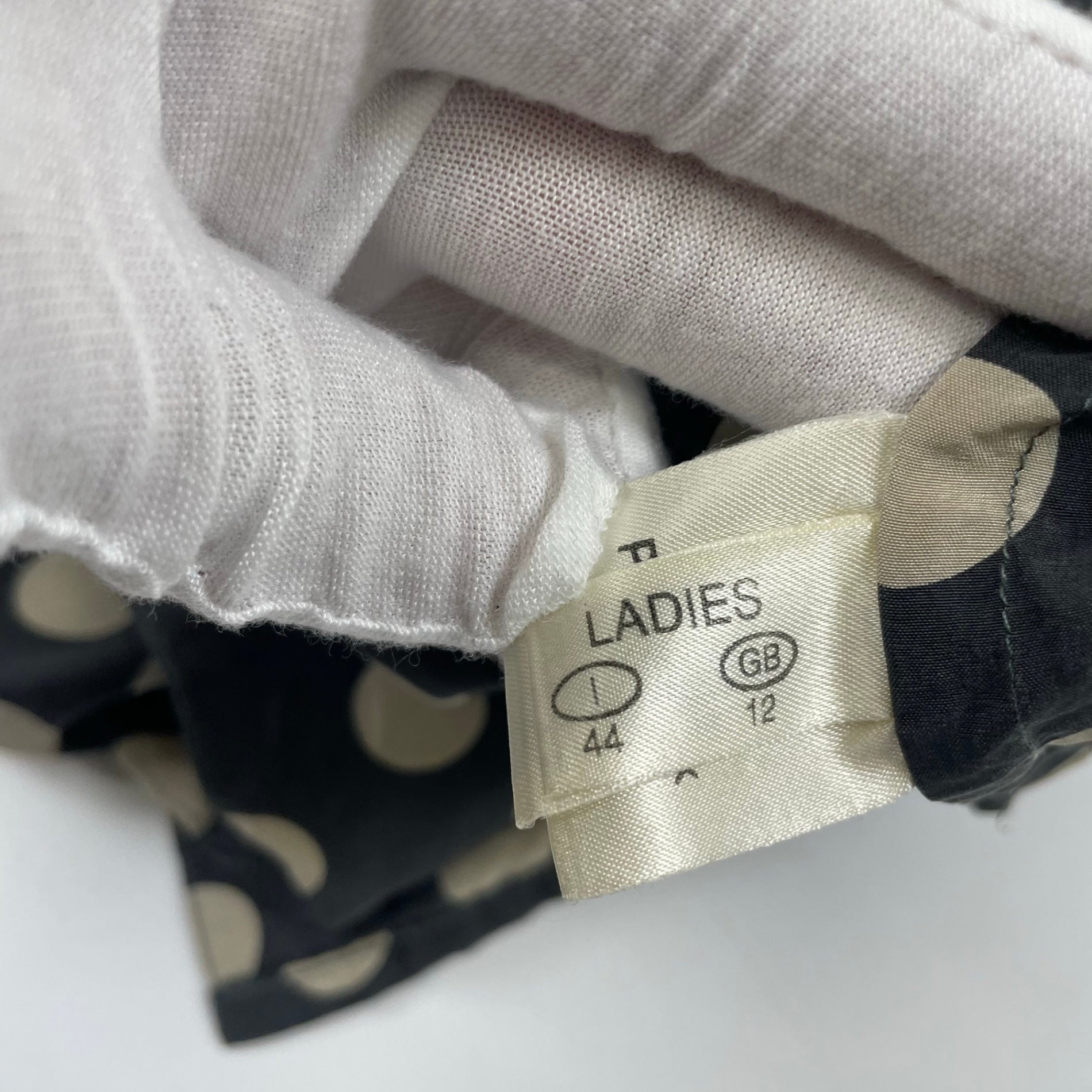 ETIENNE AIGNER / ピュアシルクドットシャツ 参考定価：45,000程度 SIZE:44