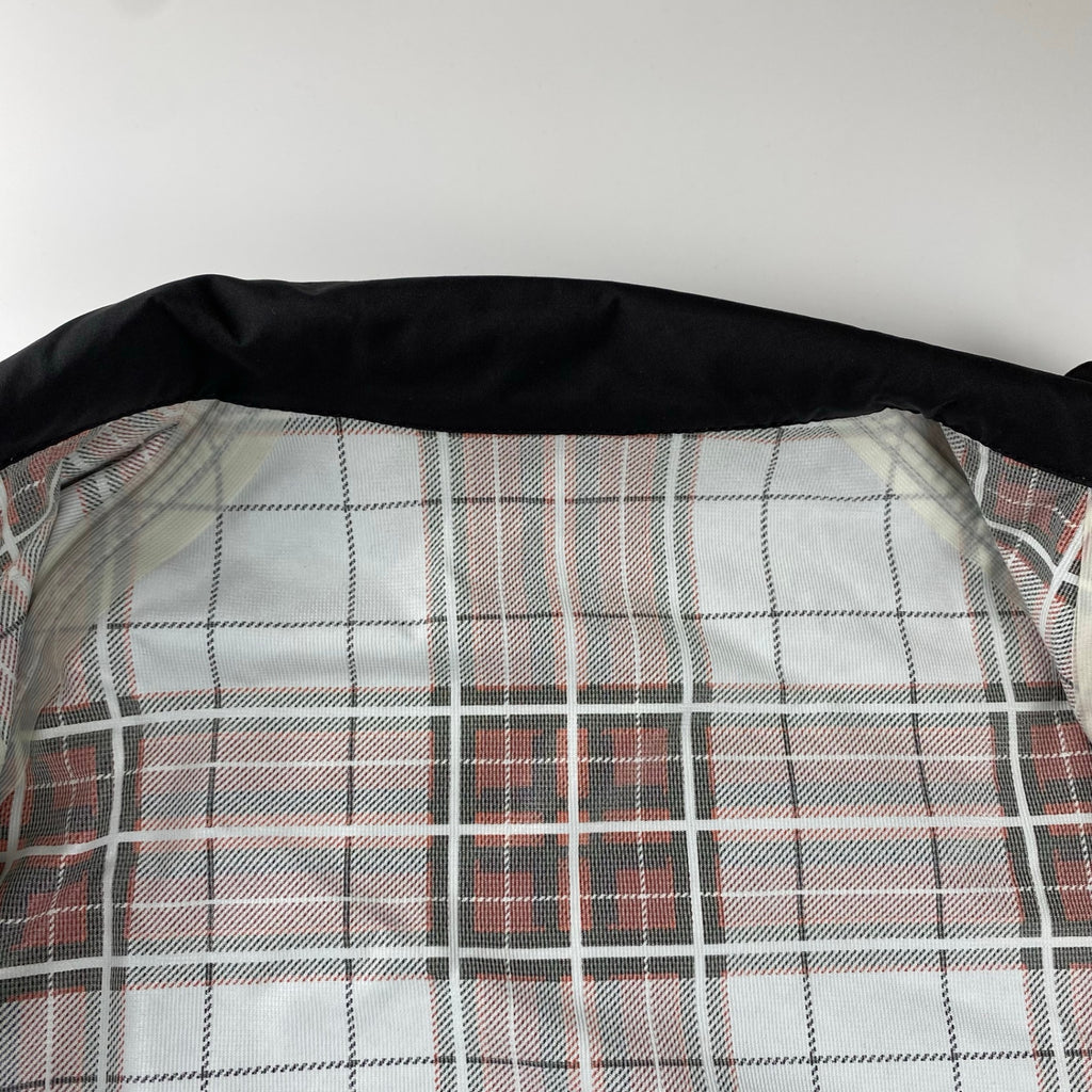 uniform experience ユニフォーム エクスペリメント / スウィングトップ 背面ヨークデザイン 裏地チェック柄 参考定価：40,000程度 SIZE: