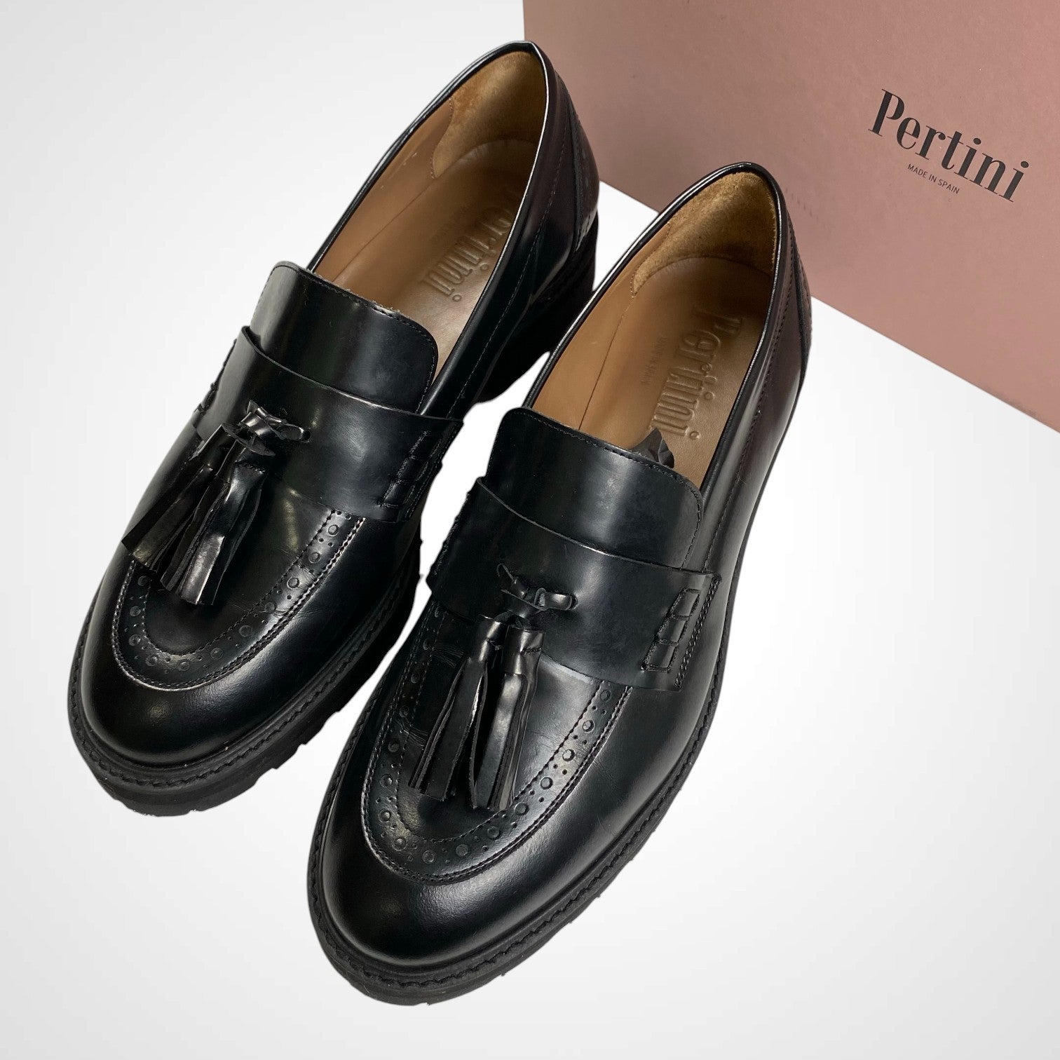 Pertini ペルティニ / タッセルローファー ブラック 参考定価：31,000+tax UNITED ARROWS取扱い SIZE:37.5(23.5cm程度)