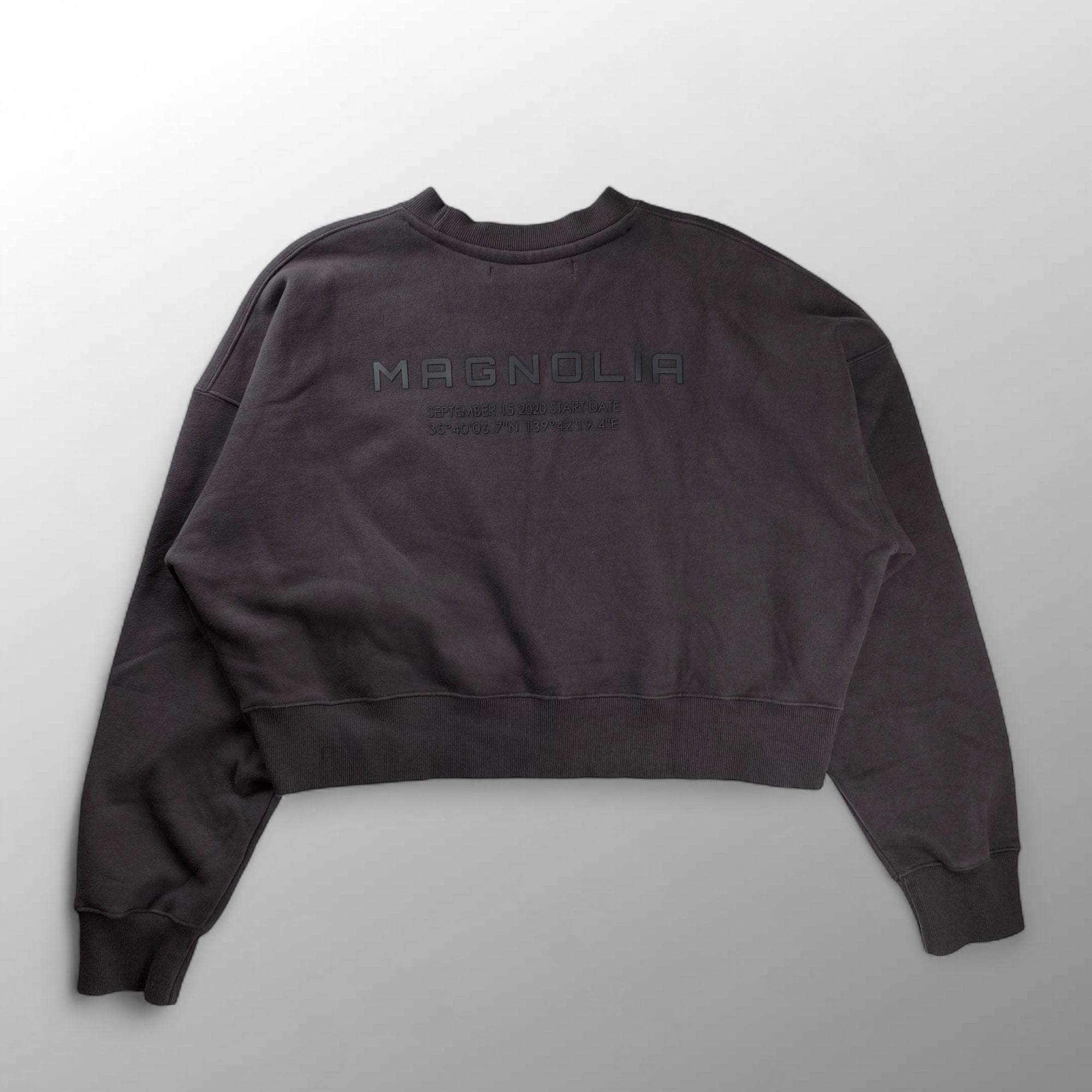 MAGNOLIA マグノリア / クロップド ロゴ スウェット ミニマルデザイン SIZE:FREE