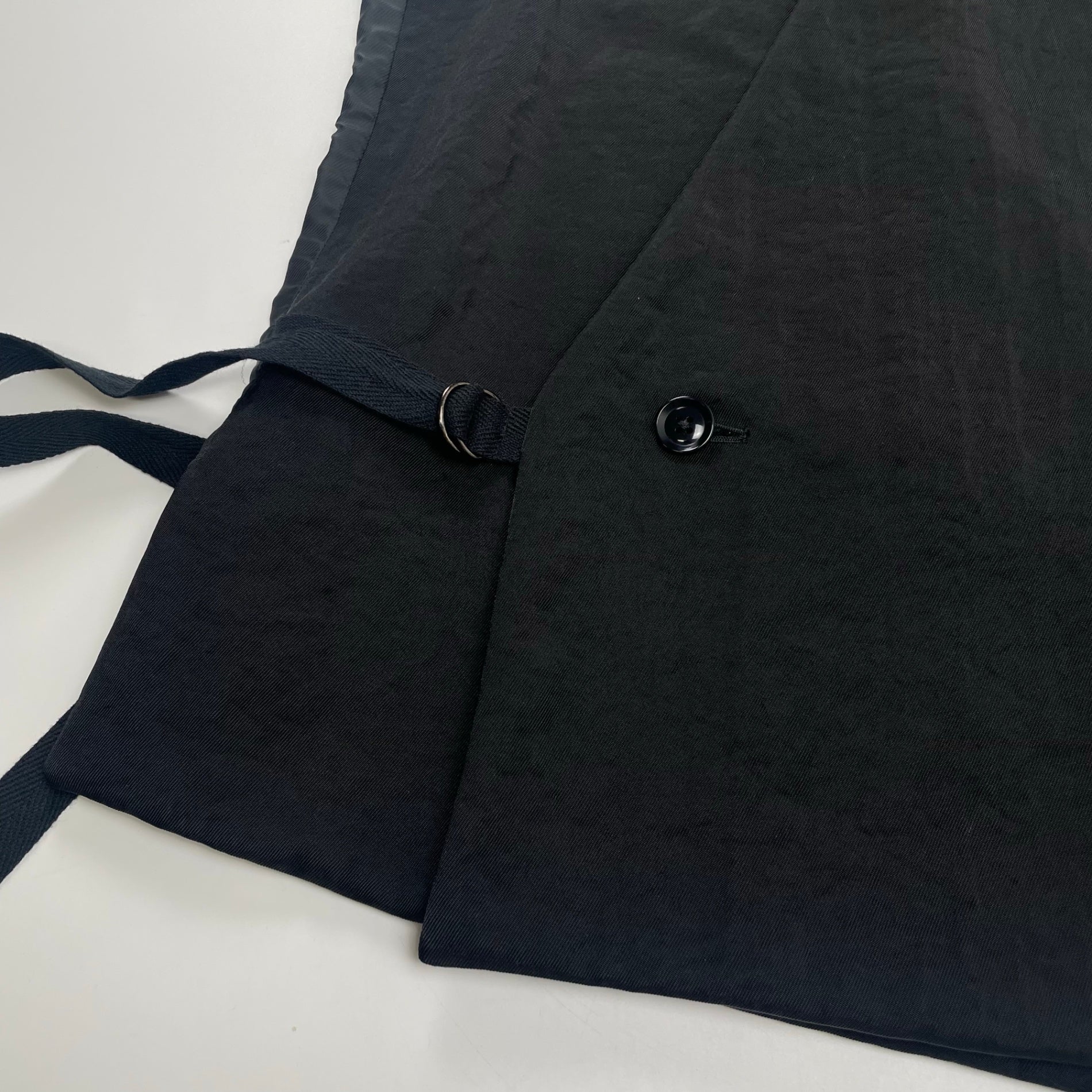 APOCRYPHA アポクリファ / Double Breasted Nylon Vest ラップベスト 参考定価：26,000+tax SIZE：1