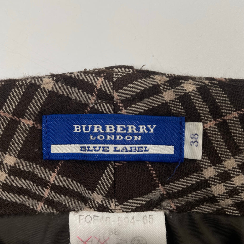 BURBERRY BLUE LABEL / チェックスラックス 参考定価：32,000程度 SIZE:38