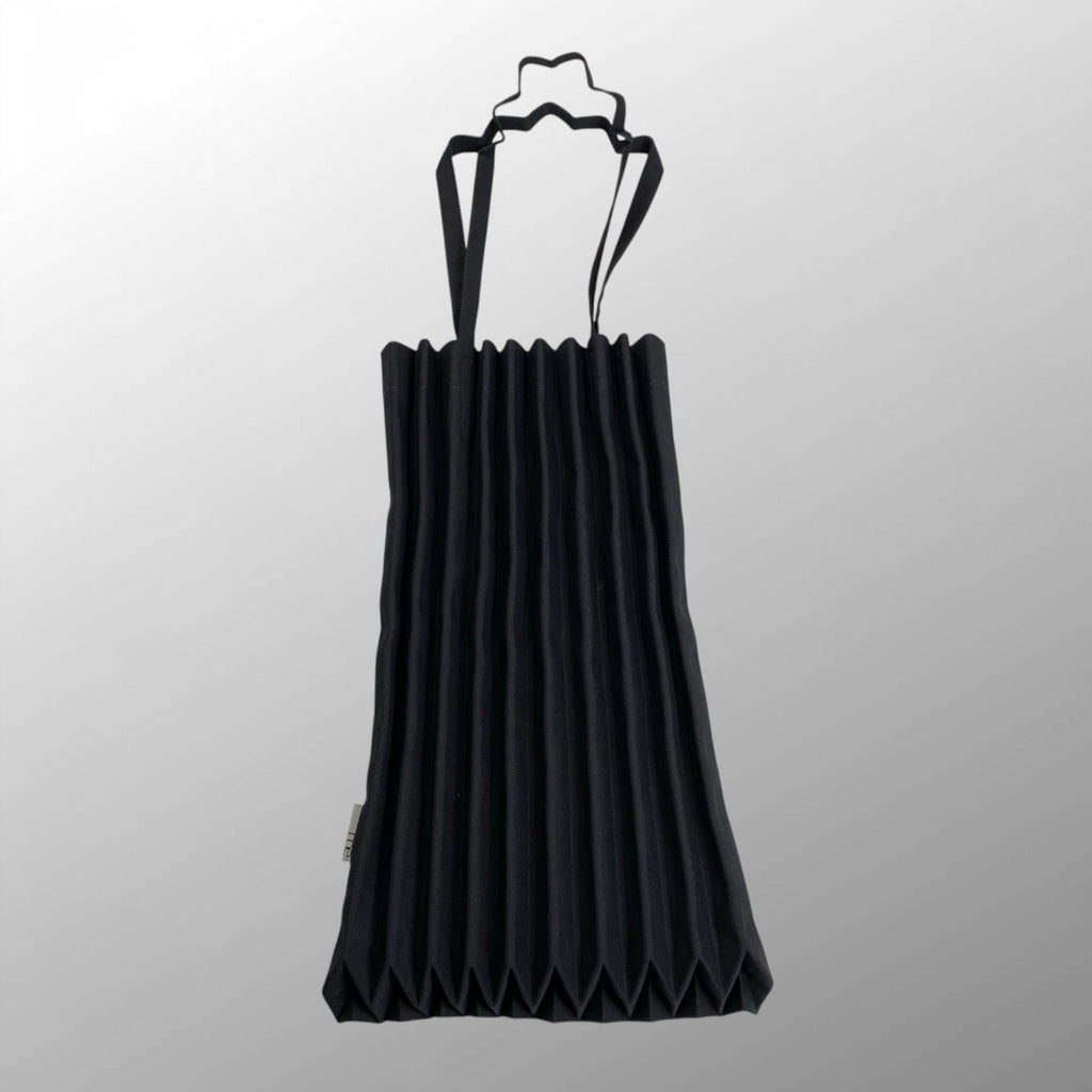 me ISSEY MIYAKE ミー イッセイミヤケ / プリーツトートバッグ MI11AG251 ブラック A4サイズOK