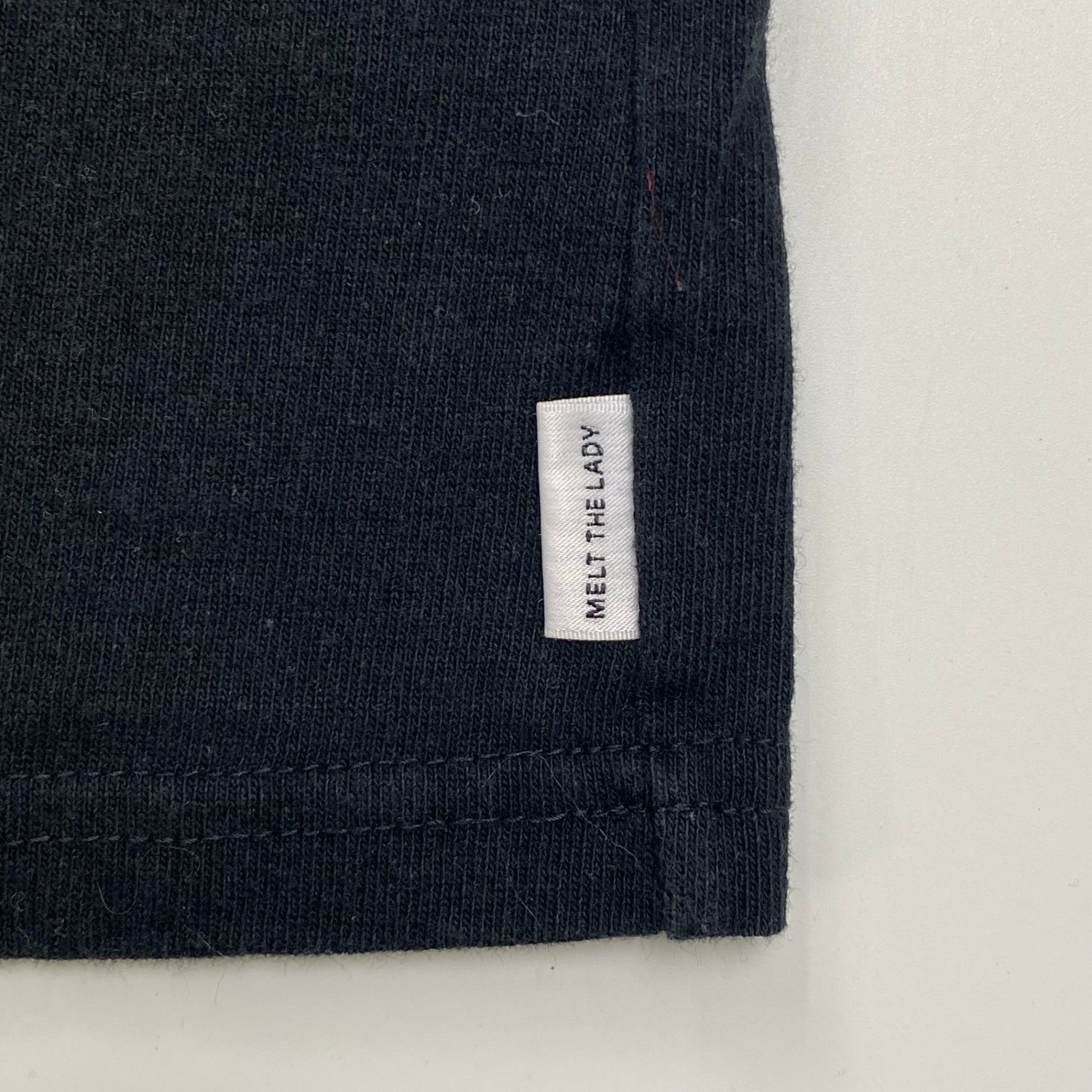 MELT THE LADY メルト ザ レディ / 刺繍ロゴTEE ブラック SIZE:S