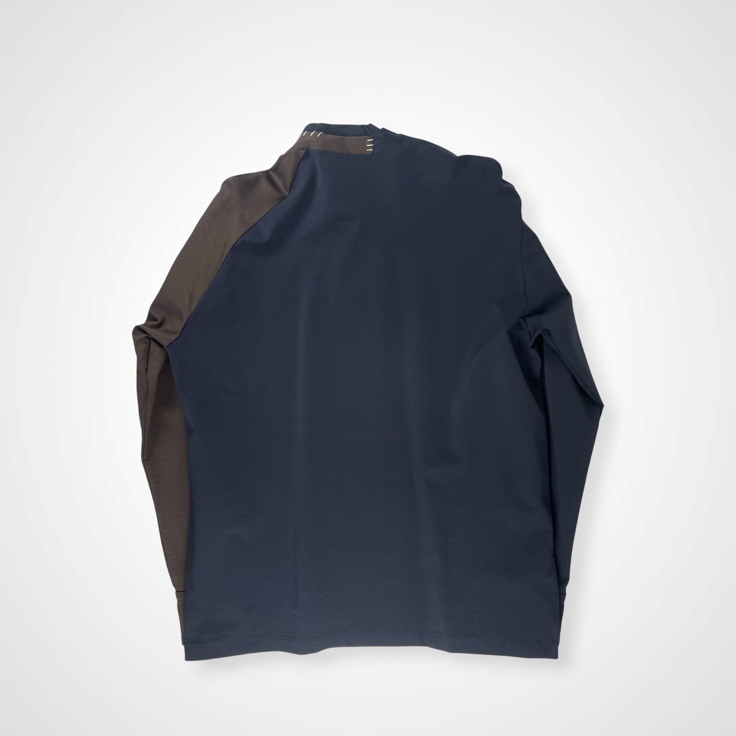 kolor カラー / ボウタイプルオーバー ネイビー×ブラウン 参考定価：33,000+tax SIZE：2