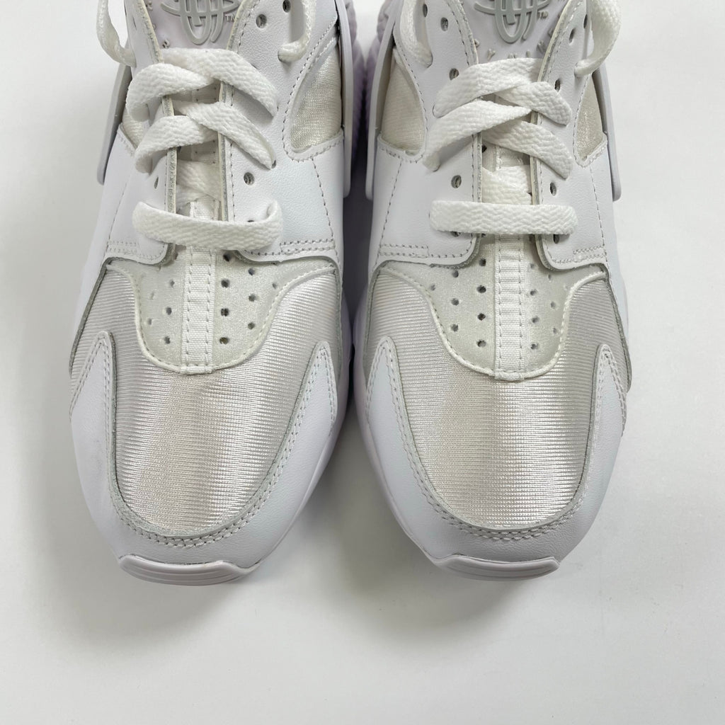 NIKE ナイキ / W AIR HUARACHE ピュアホワイト 試着程度 参考定価：13,000+tax SIZE:25cm