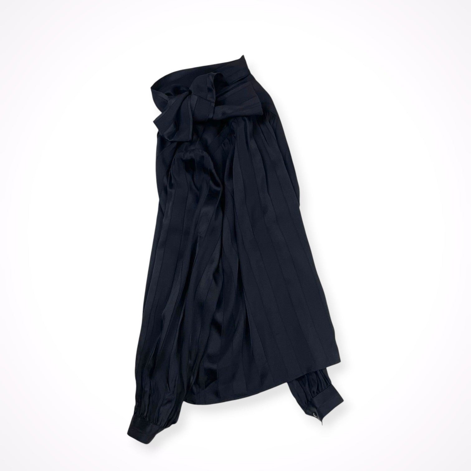 EURO VINTAGE / アシンメトリーシルクブラウス 参考定価：50,000程度 SIZE:42