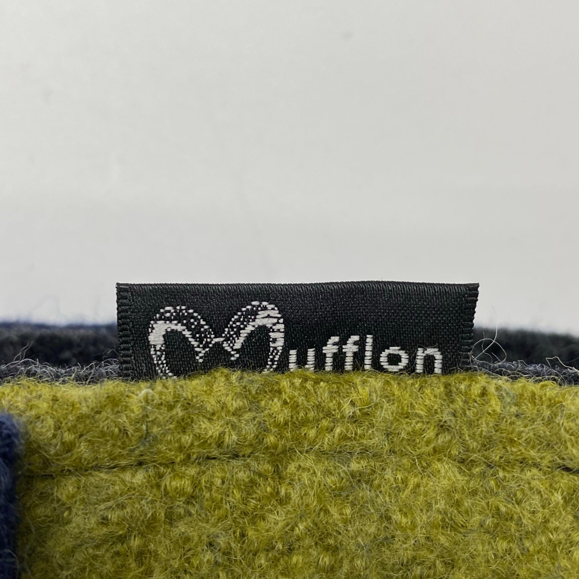 Mufflon マフロン / ショルダーバッグ フェルト 参考定価：20,000程度