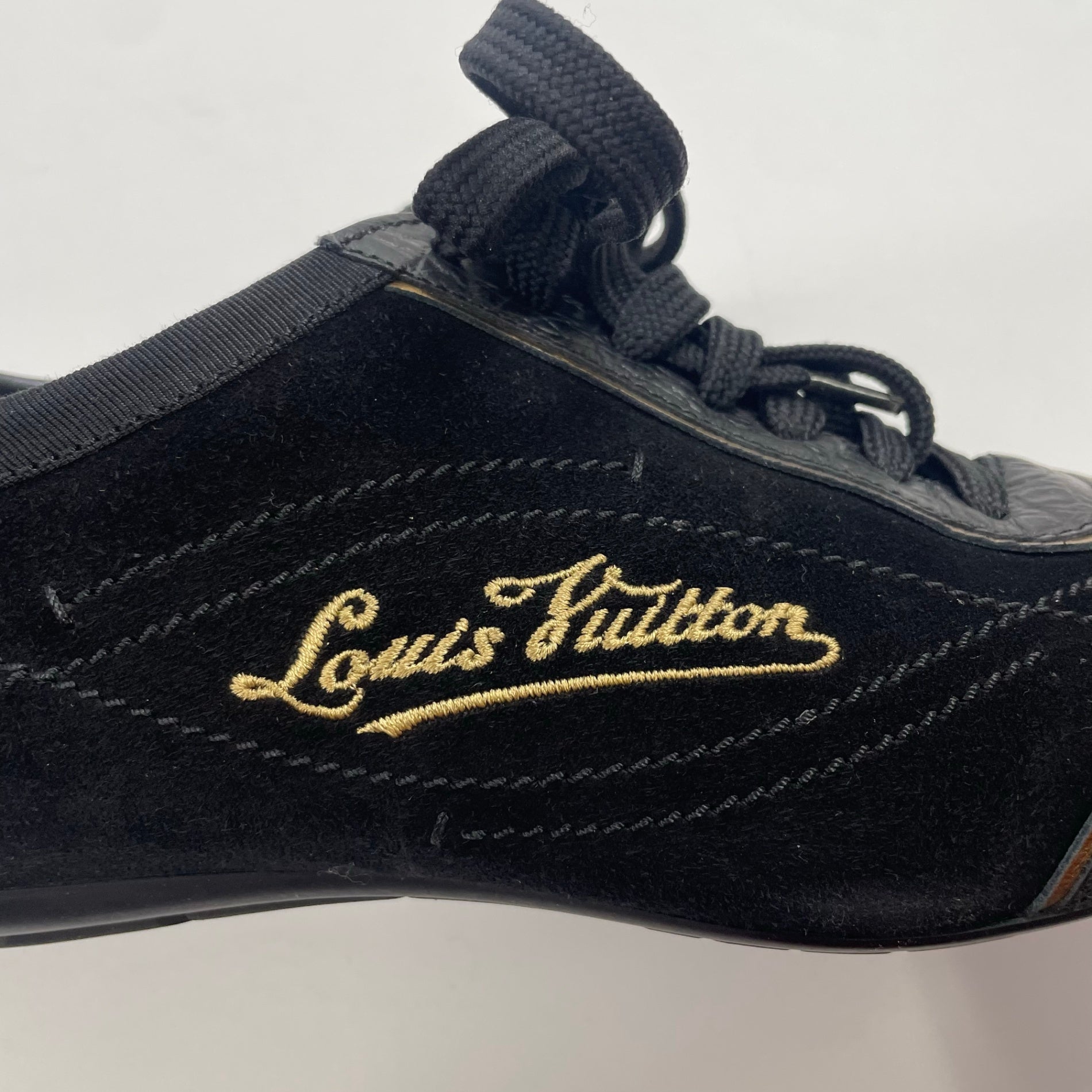LOUIS VUITTON ルイ・ヴィトン / 筆記体ロゴ スウェードレザースニーカー 参考定価：160,000程度 SIZE:6 1/2
