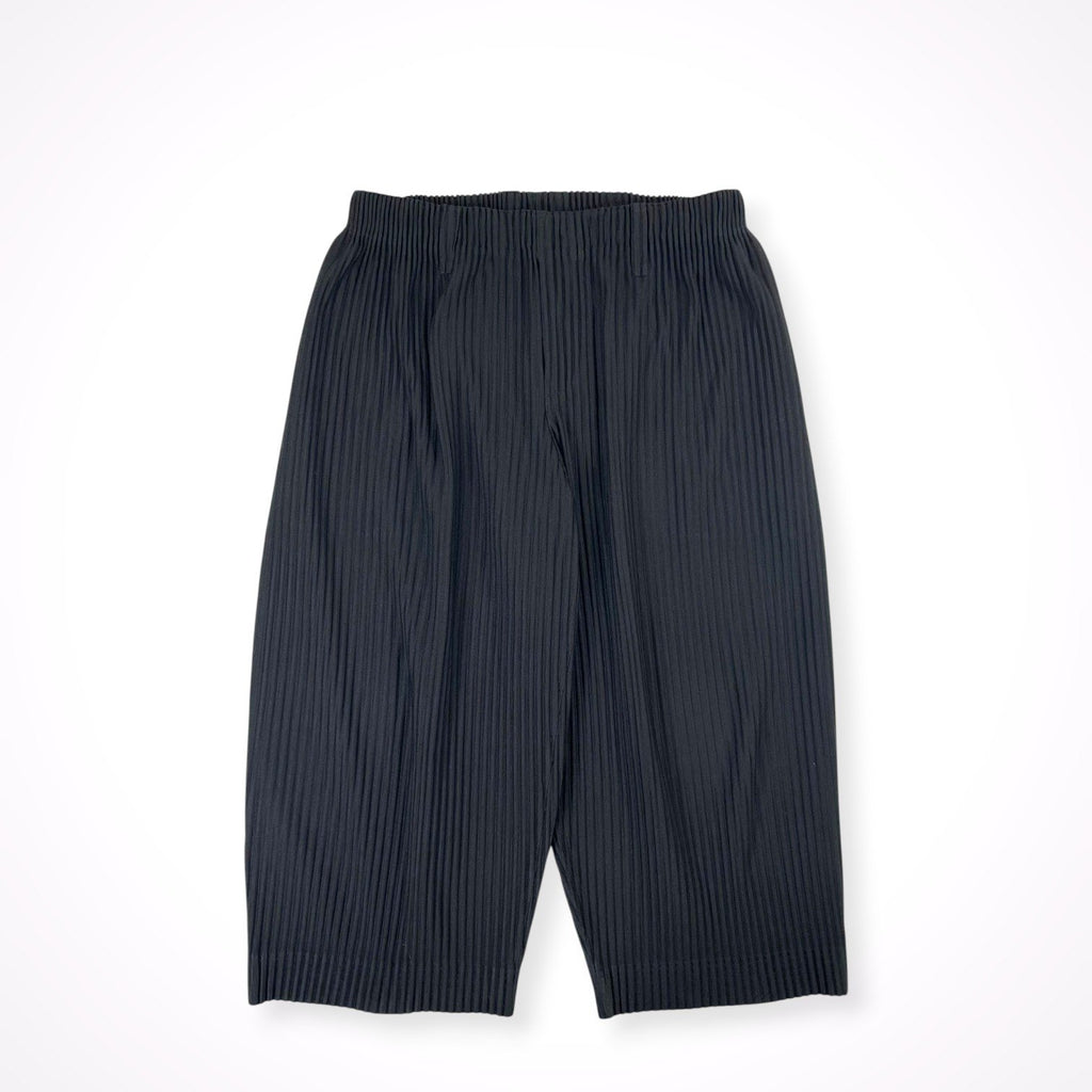 HOMME PLISSE ISSEY MIYAKE / 23年 7分丈プリーツワイドパンツ ブラック SIZE：3