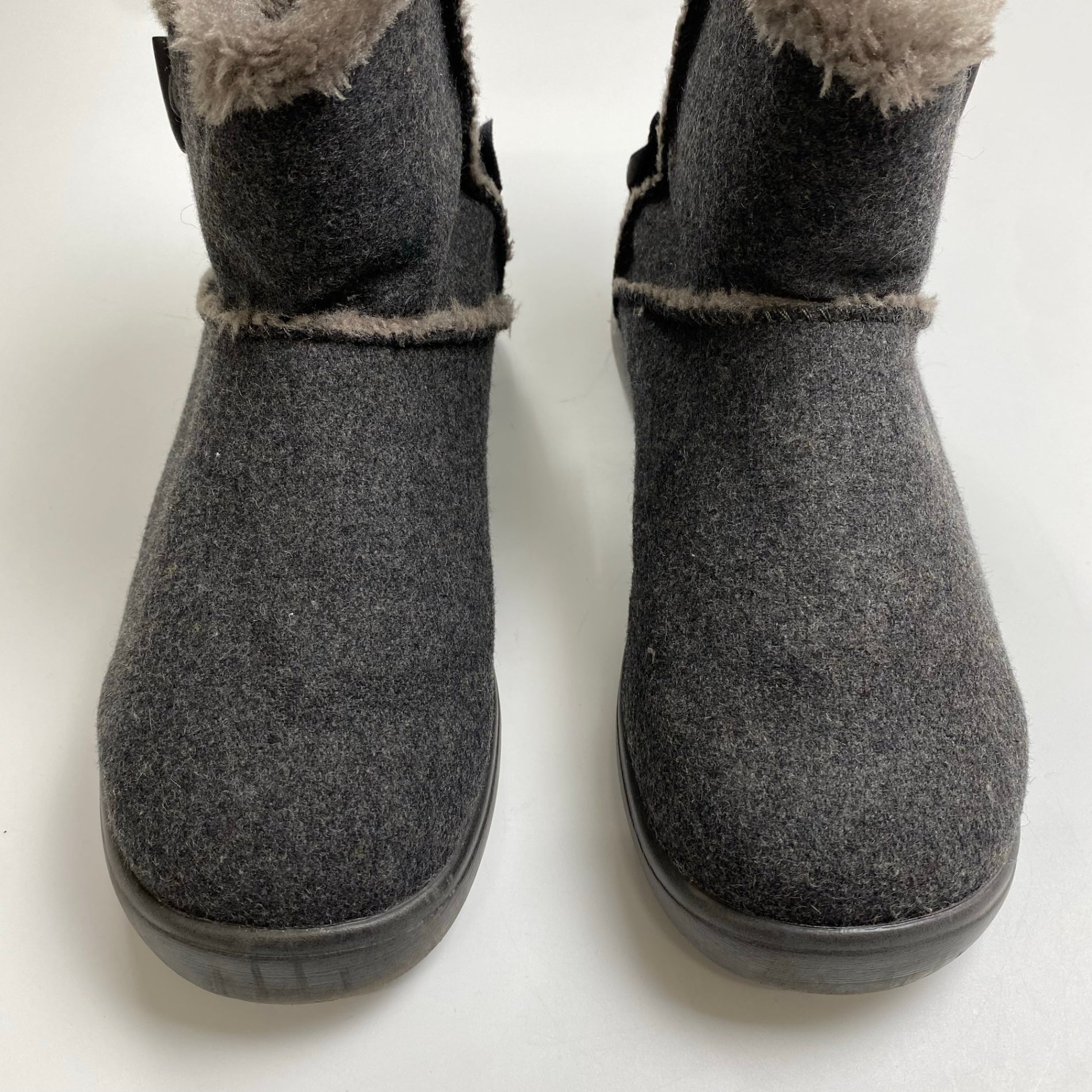 Columbia コロンビア / BAREFOOT MOUNTAIN ブーツ 参考定価：11,000+tax SIZE:24cm