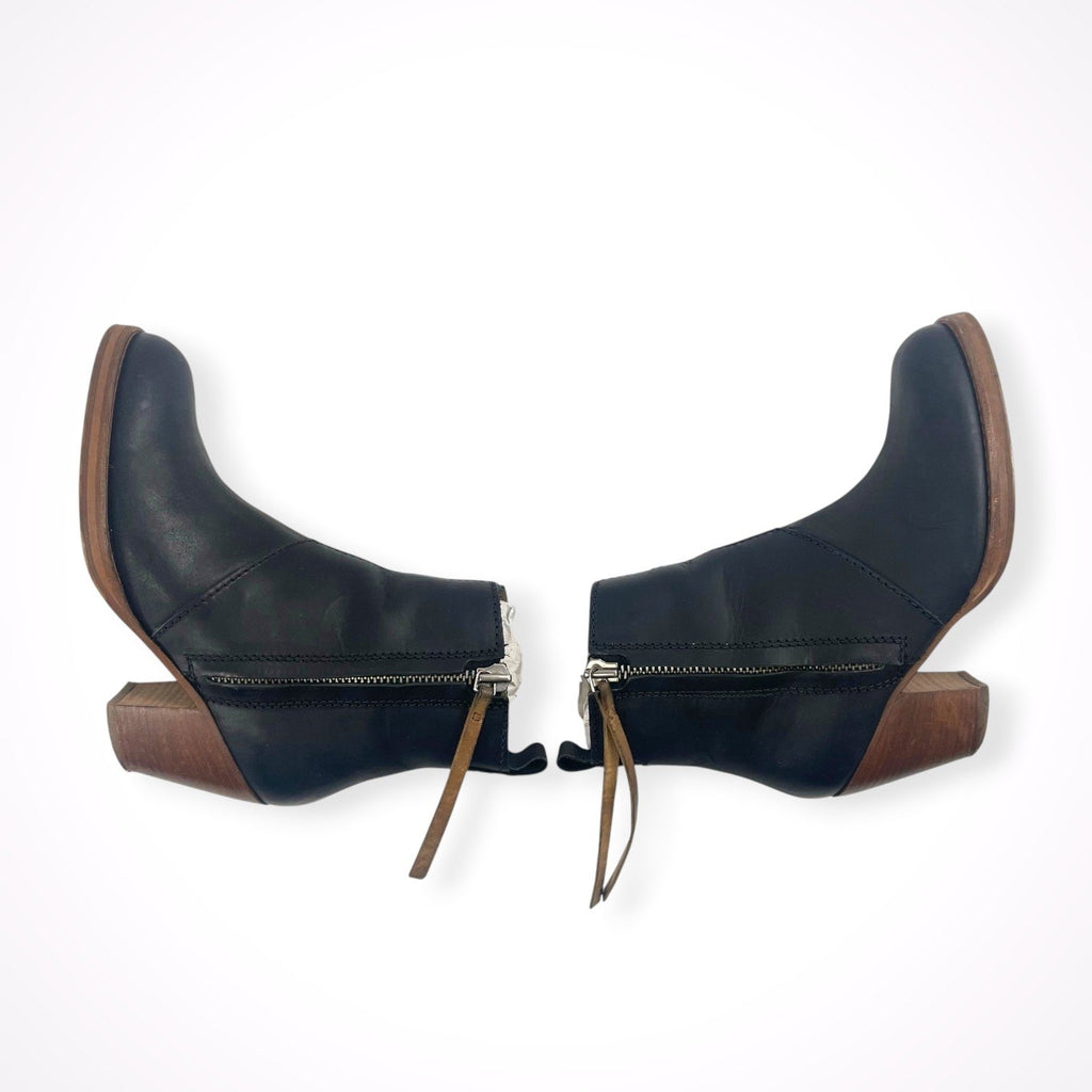 ACNE / PISTOLレザーブーツ 参考定価：80,000程度 SIZE:37