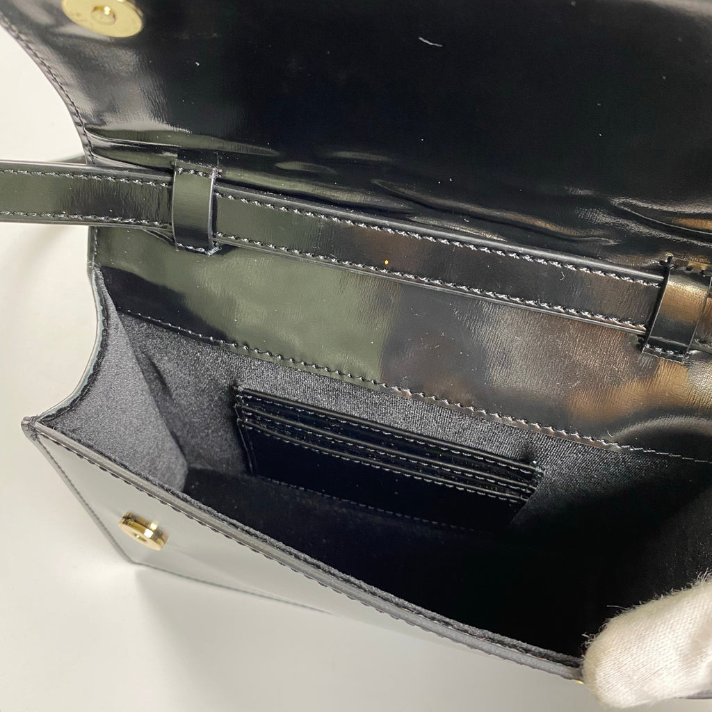 ERNEST W. BAKER アーネストダブルベイカー / GOLD EDGE MESSENGER BAG ショルダーバッグ ブラック 参考定価：55,000程度