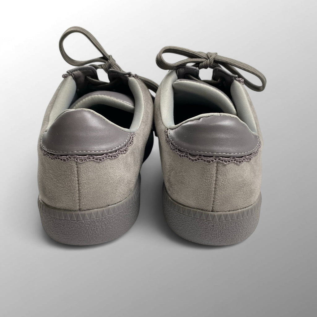 F.I.N.T フィント / レース使いスニーカー グレー ローテクスニーカー SIZE:22cm