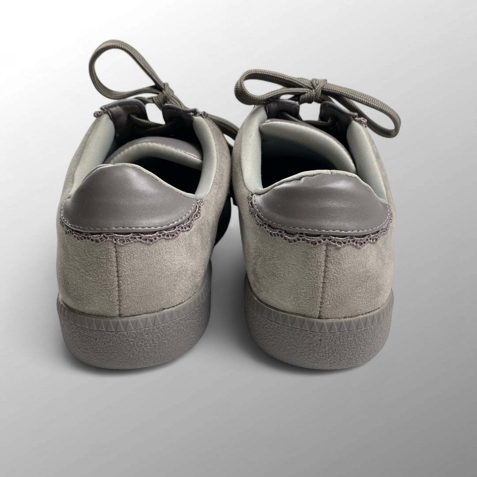 F.I.N.T フィント / レース使いスニーカー グレー ローテクスニーカー SIZE:22cm