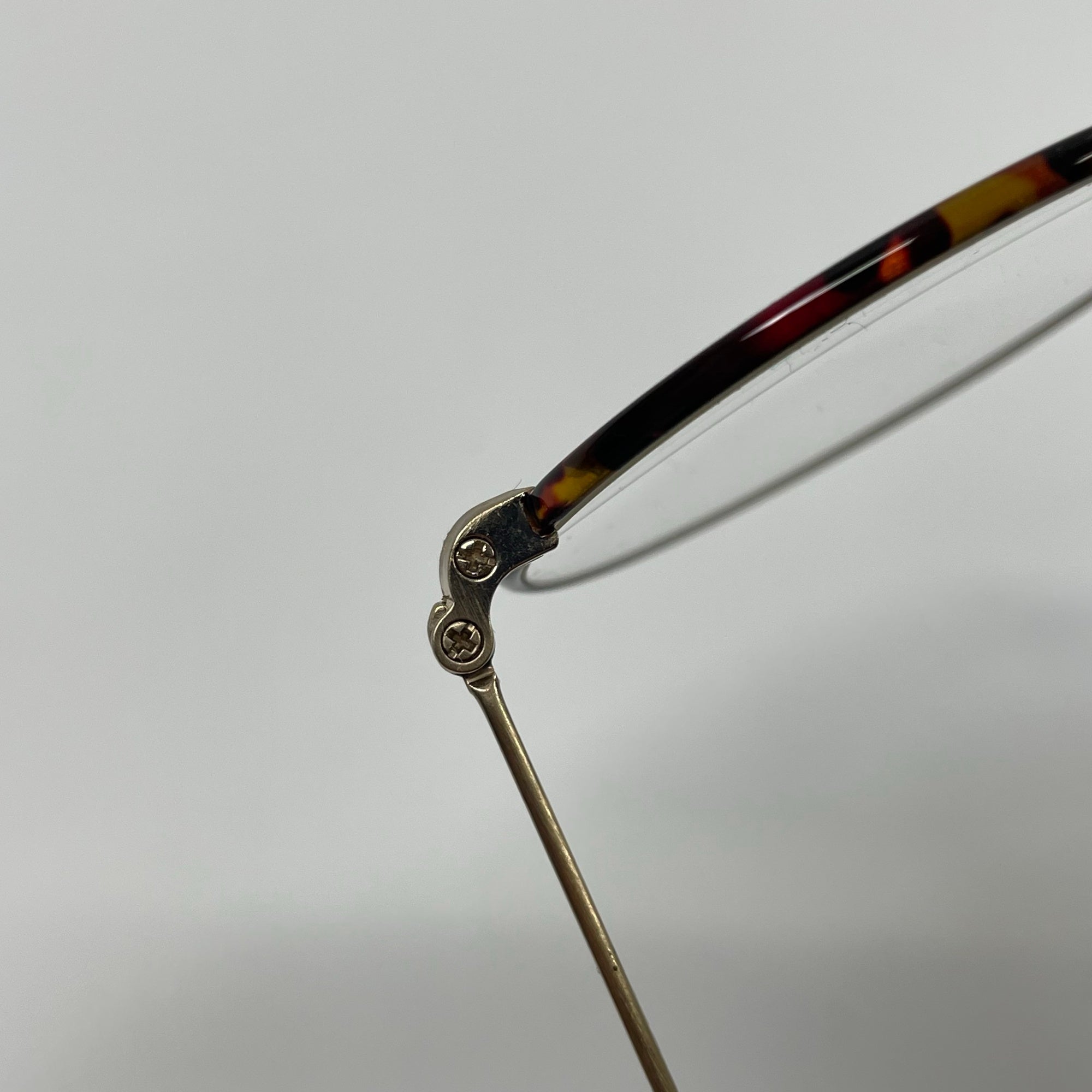 1sin × KANEKO OPTICAL / innovatorⅤクリップオンサングラス 度なしレンズ 参考定価：29,000+tax