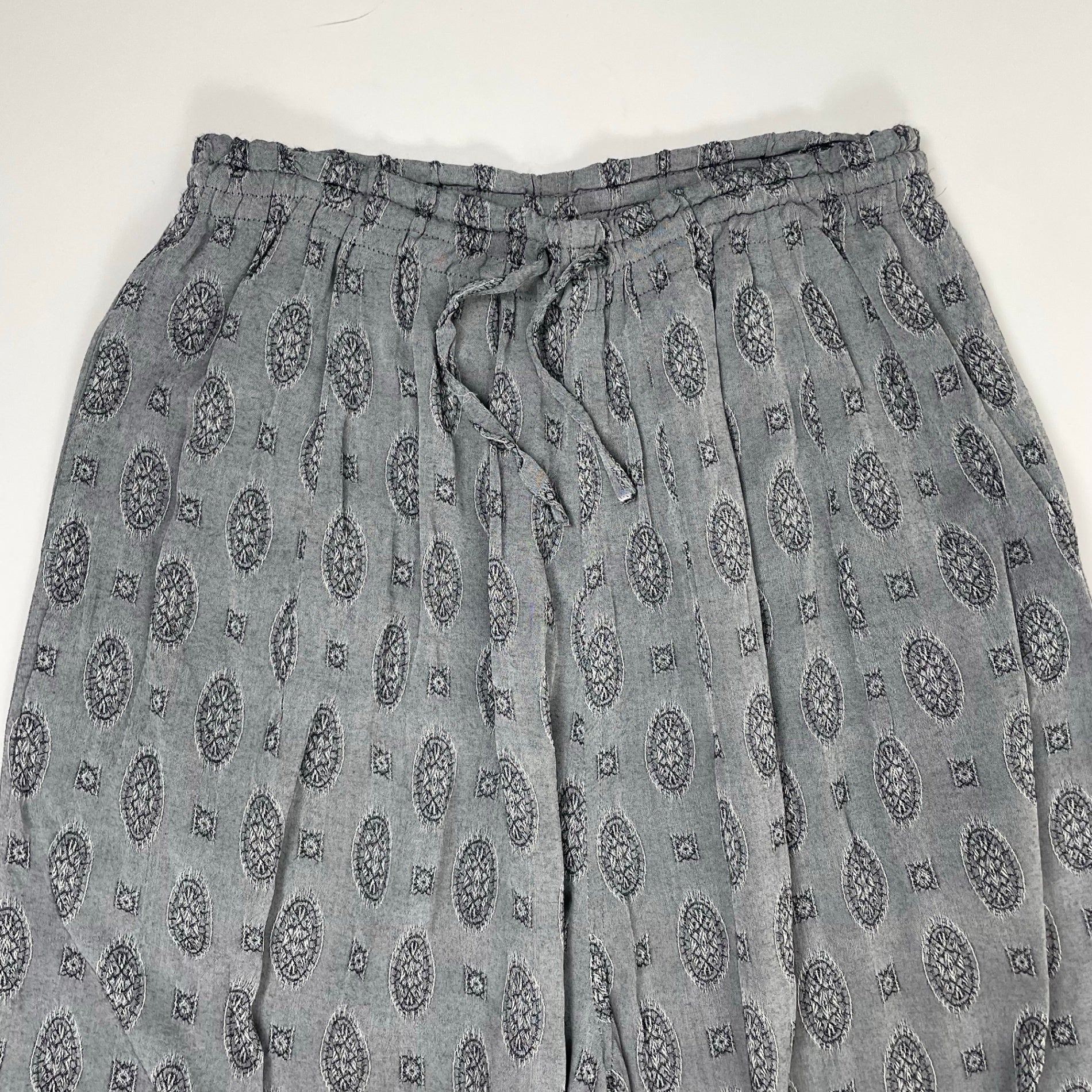 needles ニードルズ / レーヨンシルクH.D.Pant 参考定価：35,000程度 SIZE:2