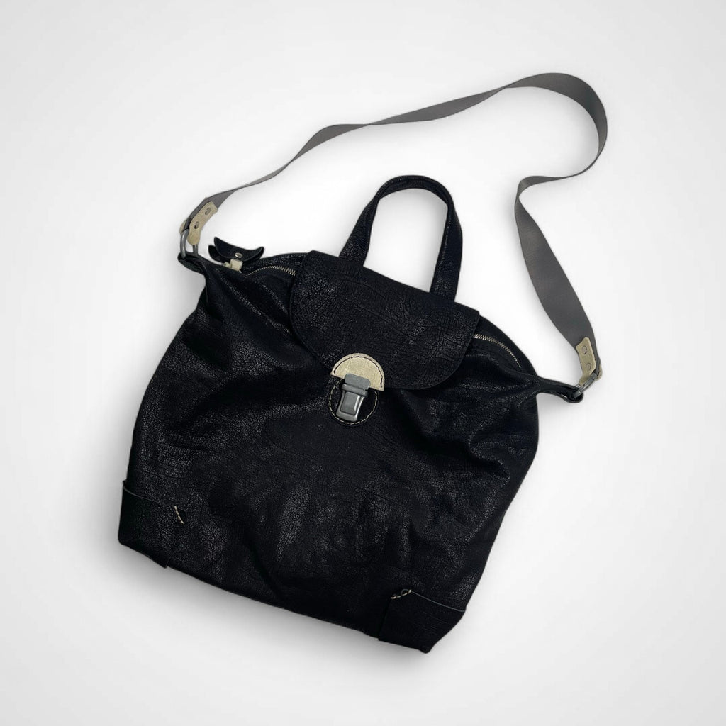 m'appazza イタリアデザイナーズ / シュリンクレザー ショルダーバッグ MADE IN ITALY 参考定価：100,000程度