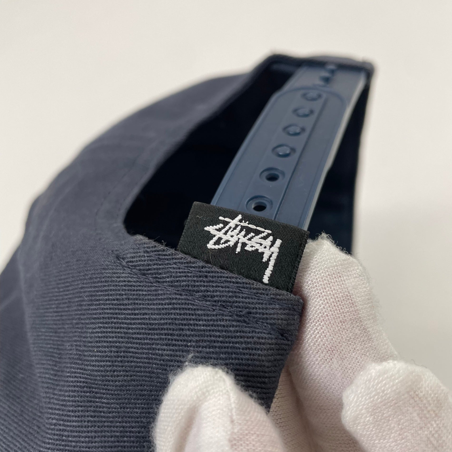 stussy / Swirly S Low Pro Cap Sロゴキャップ ネイビー