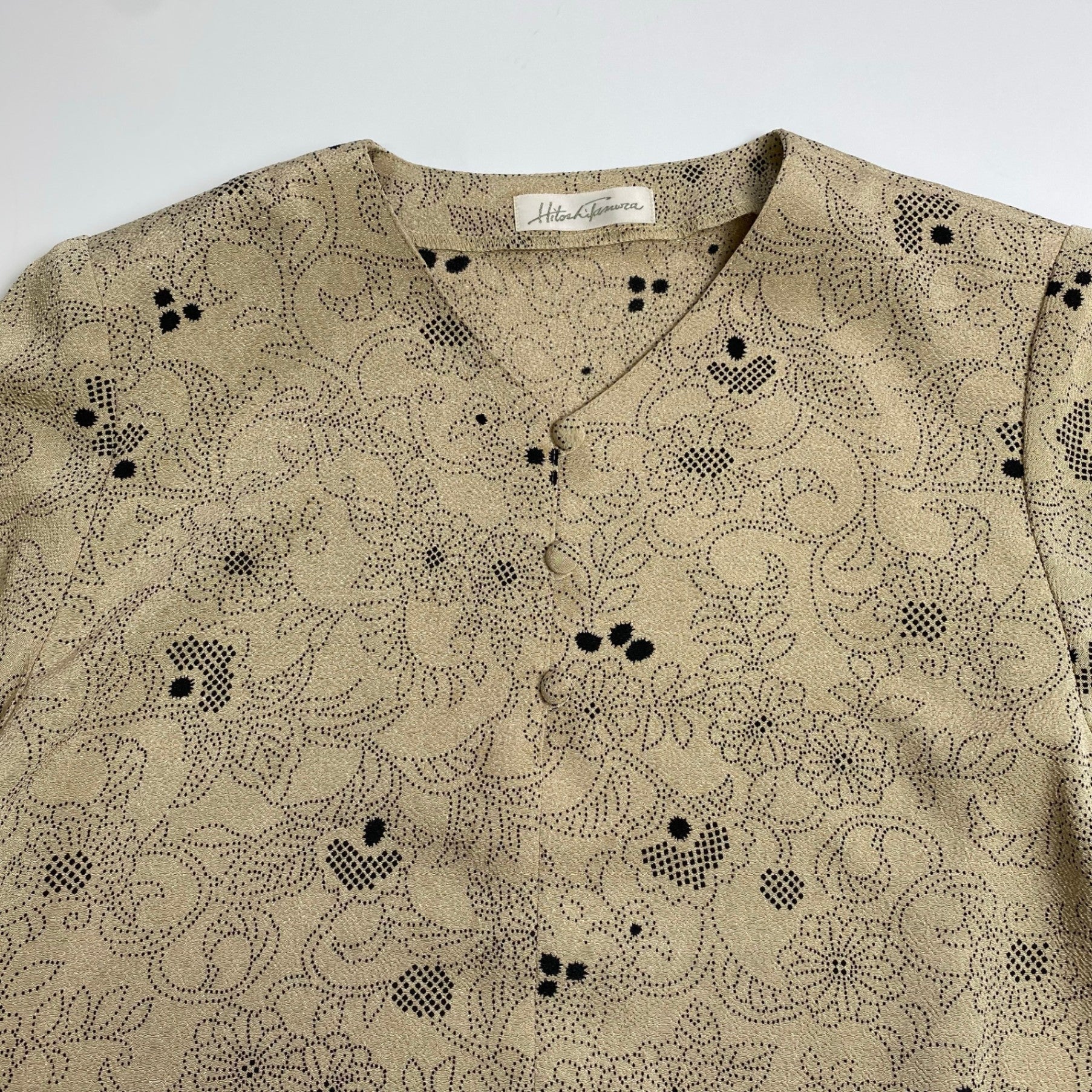 Hitoshi Tamura 詩仙堂 / ちりめん 点描 ワンピース くるみボタン 日本製 参考定価：35,000程度