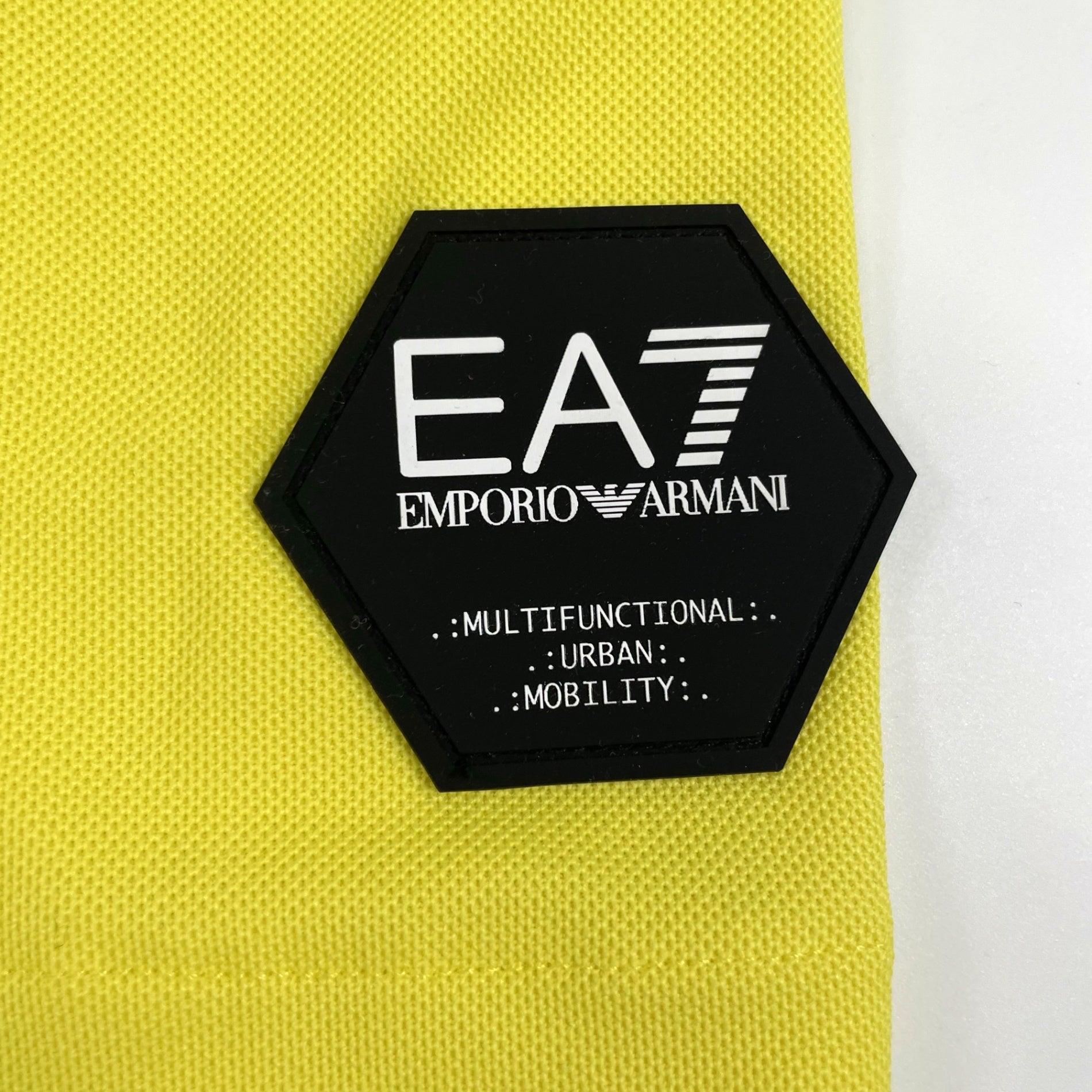EMPORIO ARMANI EA7 / メッシュ マルチファンクションTEE 参考定価：13,000程度 SIZE：S