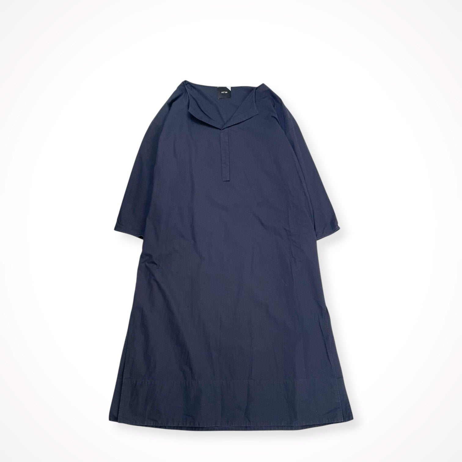 ATON / キーネックコットンワンピース 参考定価：35,000程度 SIZE:2