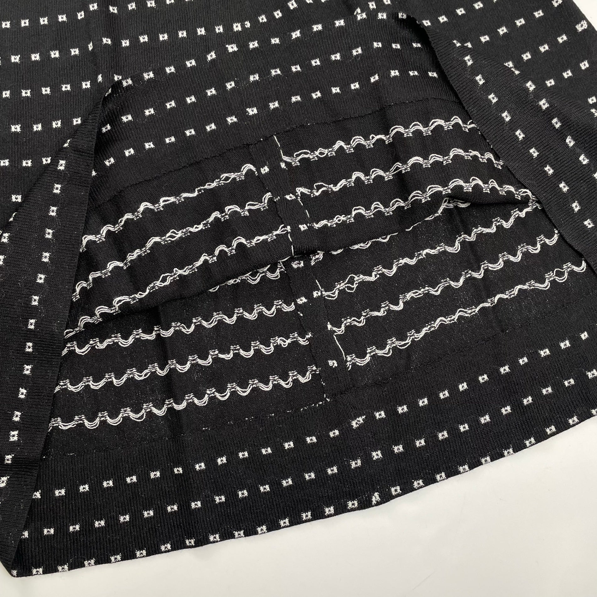 齋藤都世子 toyoko saito / ヴィンテージライク ジャガードニットワンピース 参考定価：100,000程度 SIZE:M-L程度