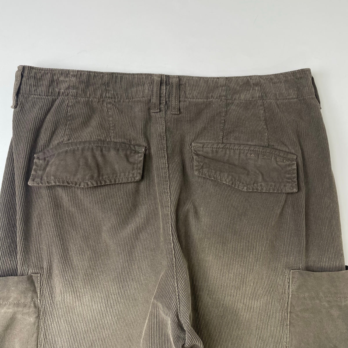 SAN SAN GEAR / WASHED CORDUROY PANTS 参考定価：¥36,199 SIZE：L-XL程度