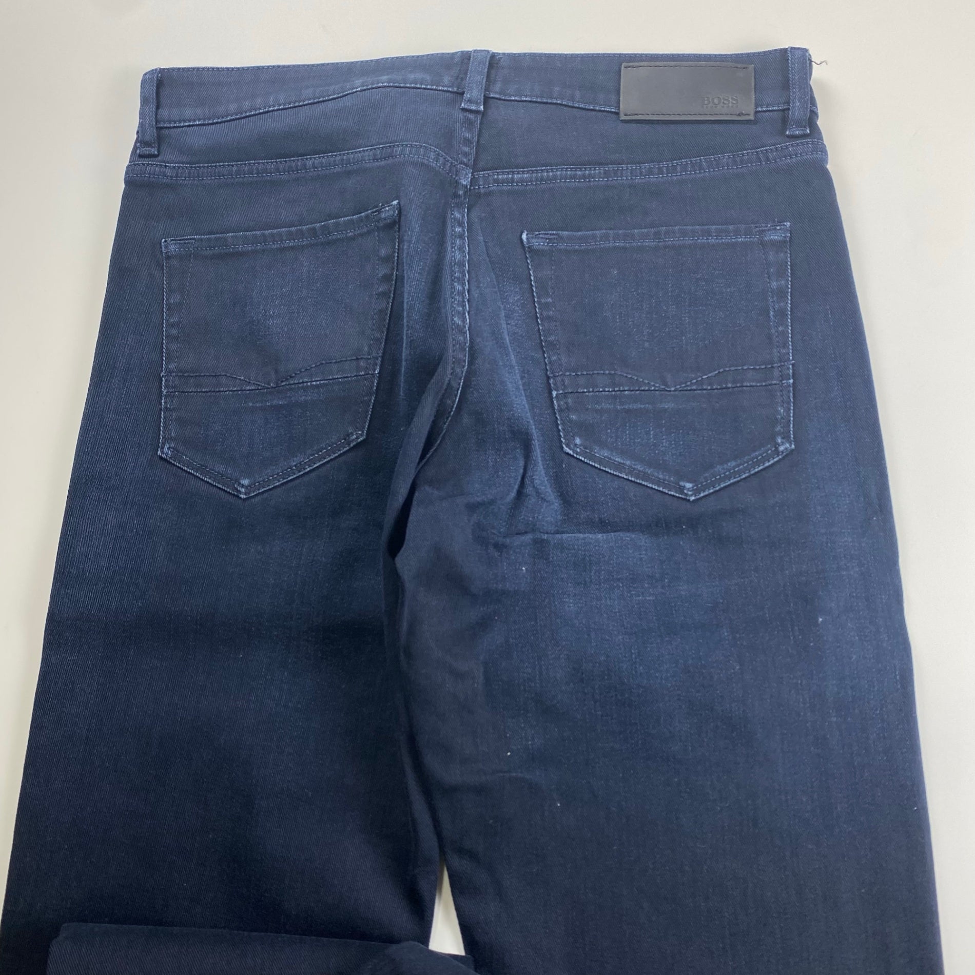 BOSS HUGO BOSS ボス ヒューゴボス / テーパード ストレッチ デニムパンツ デニムの名門Candiani社製 SIZE：W33 L32