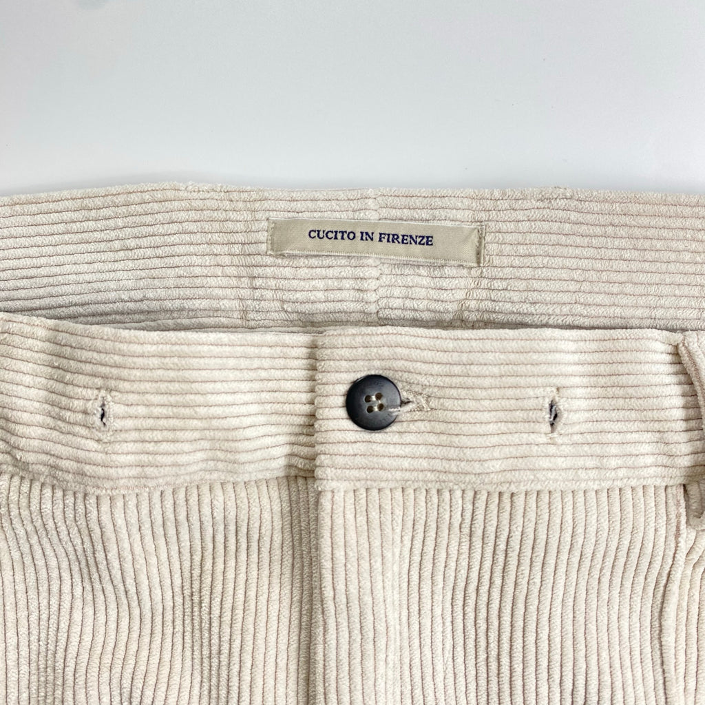 giabsarchivio ジャブスアルキヴィオ / MASACCIO コーデュロイスラックス 参考定価：35,000程度 SIZE：48