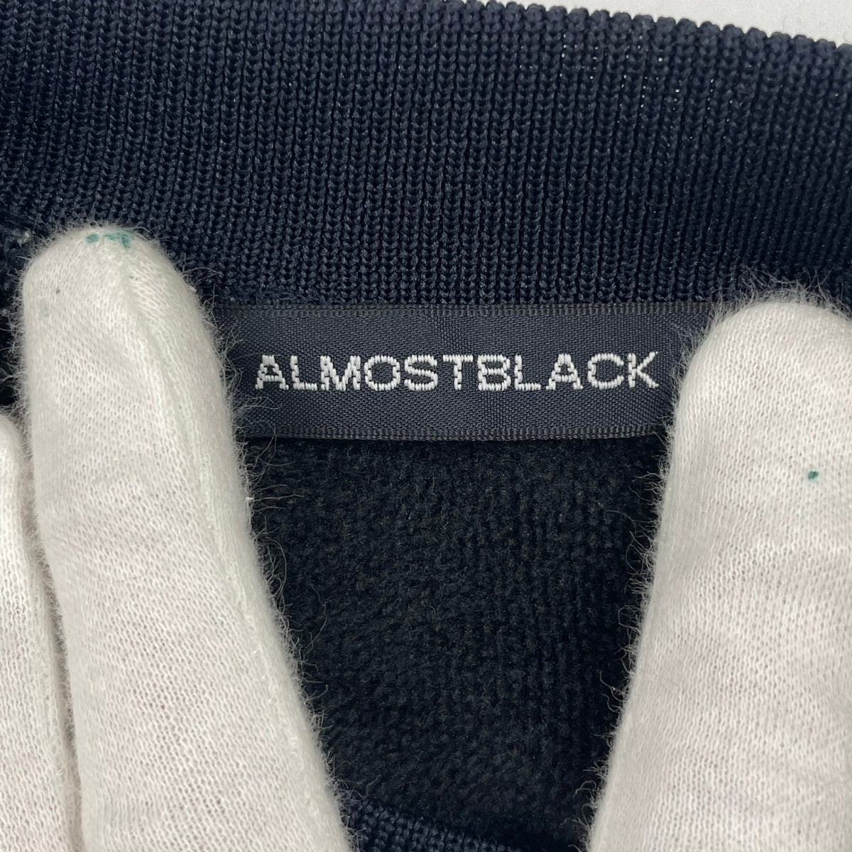 ALMOST BLACK / サイドバイカラーライン 切替スウェットシャツ 参考定価：37,000程度 SIZE:2