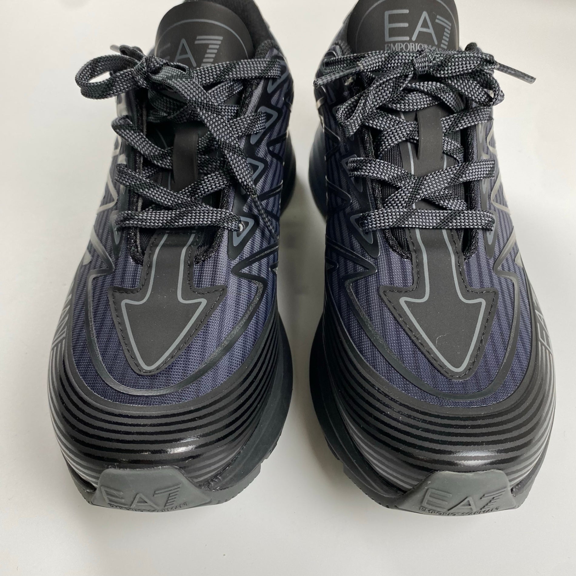 EMPORIO ARMANI エンポリオ アルマーニ / ローカットスニーカー ロゴ 厚底 ネイビー×ブラック 参考定価：45,000程度 SIZE:26cm程度