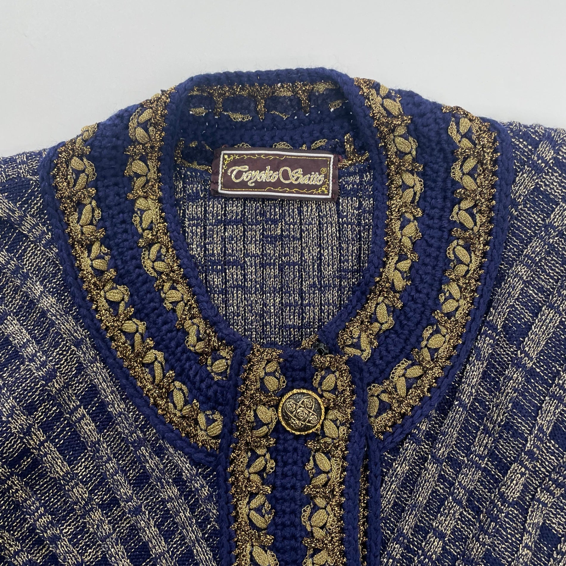 齋藤都世子 toyoko saito / エンブロイダリーニットセットアップ 参考定価：150,000程度 SIZE:M-L程度