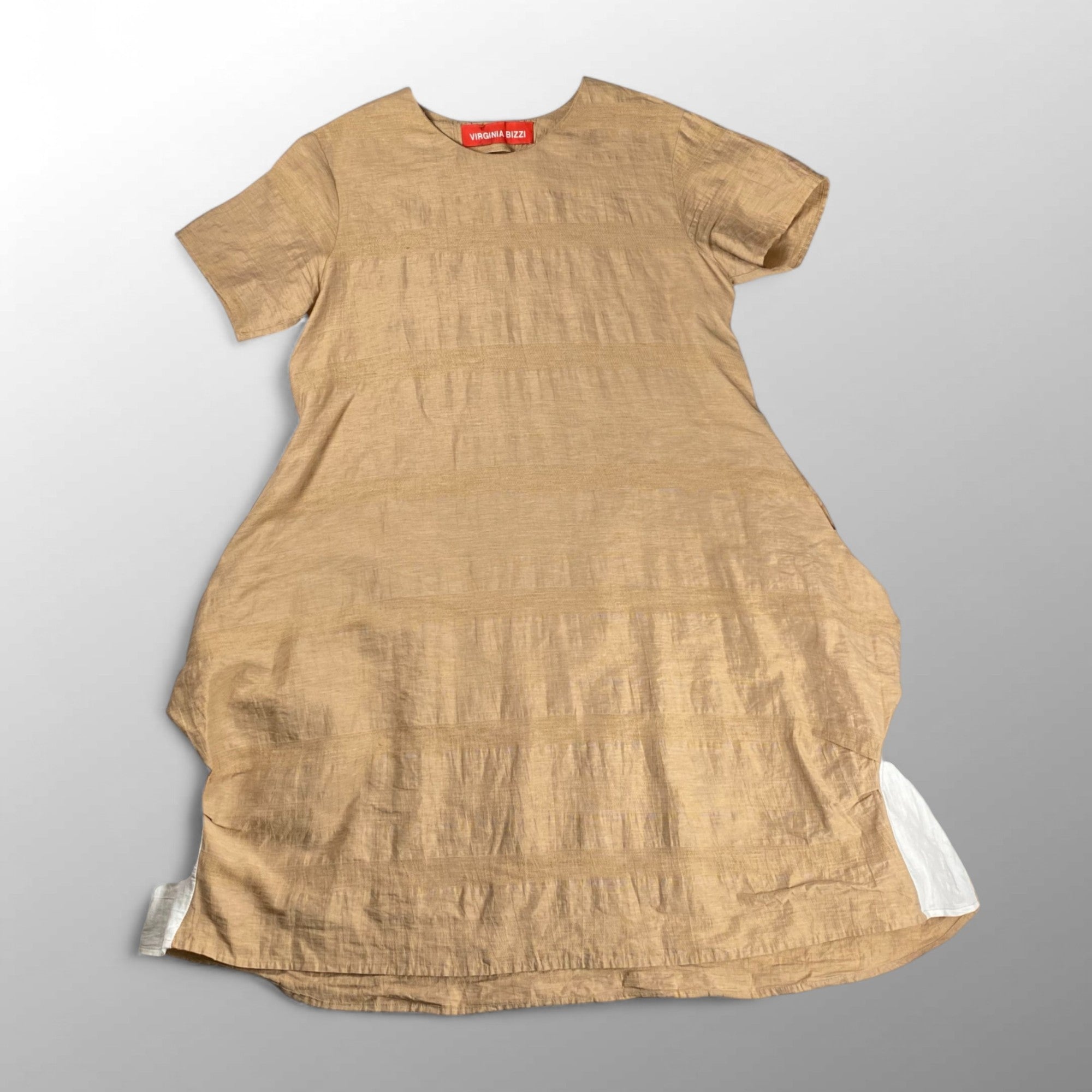 VIRGINIA BIZZI ヴァージニア ビッツィ / ボリューム切替ワンピース H.P. FRANCE取り扱い 参考定価：50,000程度 SIZE：42