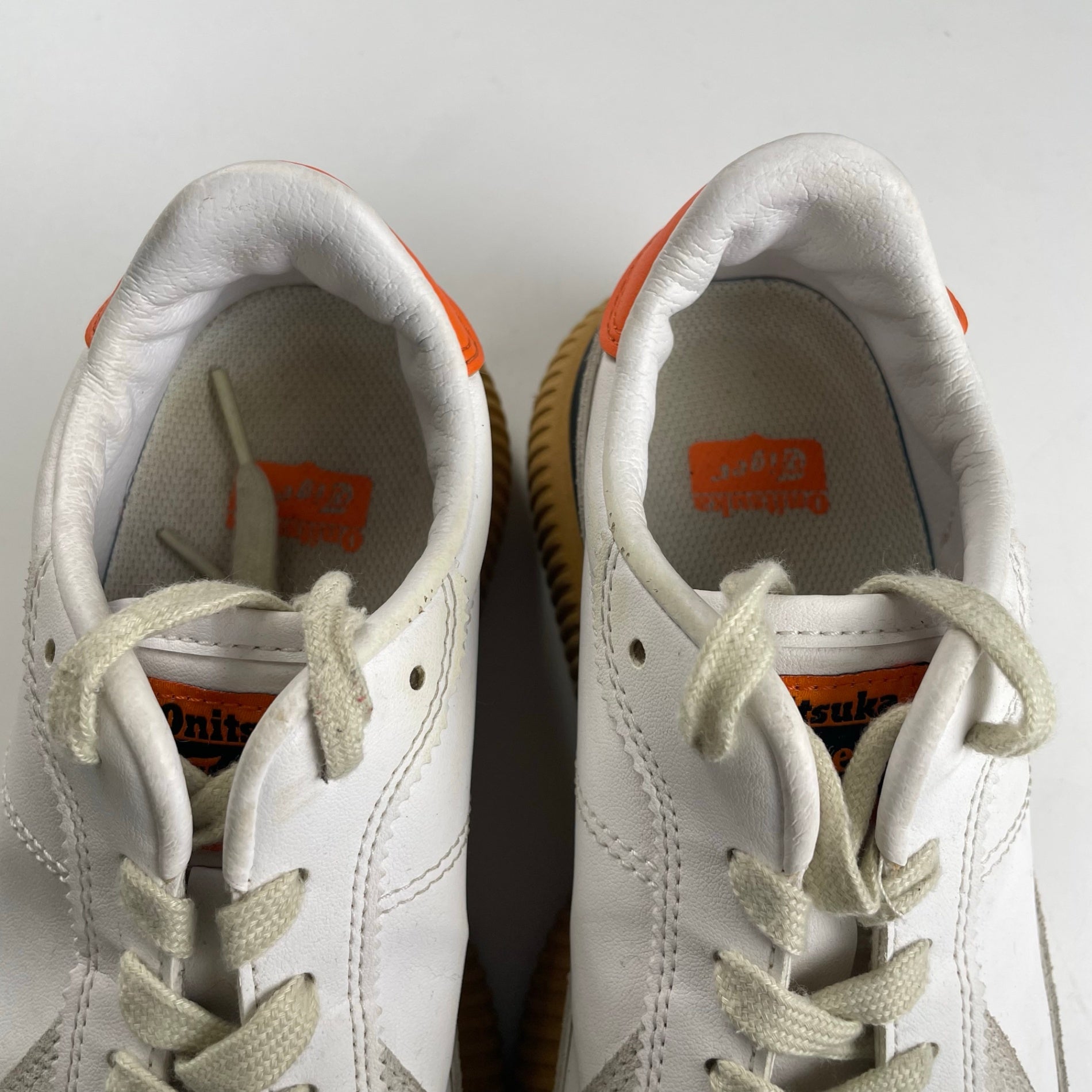 onitsuka tiger オニツカタイガー / DELECITY 厚底スニーカー 参考定価：16,000+tax SIZE:23.5cm