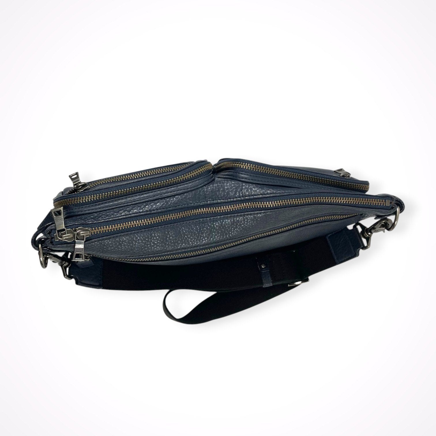 EPOCA UOMO エポカ ウオモ / レザーボディバッグ 参考定価：50,000程度