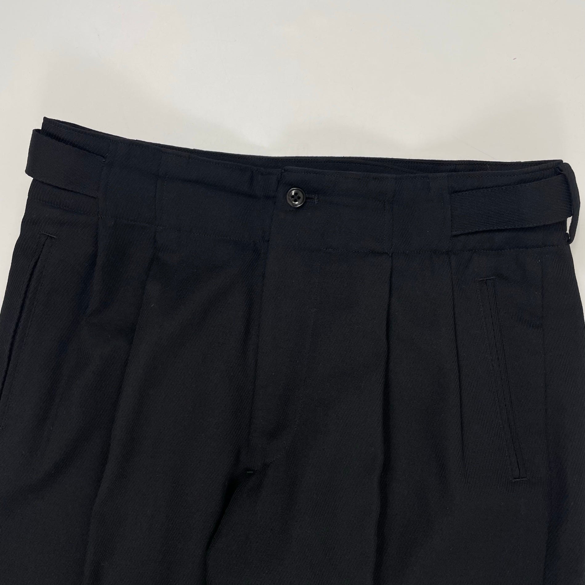 YOKE / 2TUCK WIDE GURKHA TROUSERS 参考定価：34,000+tax SIZE:3