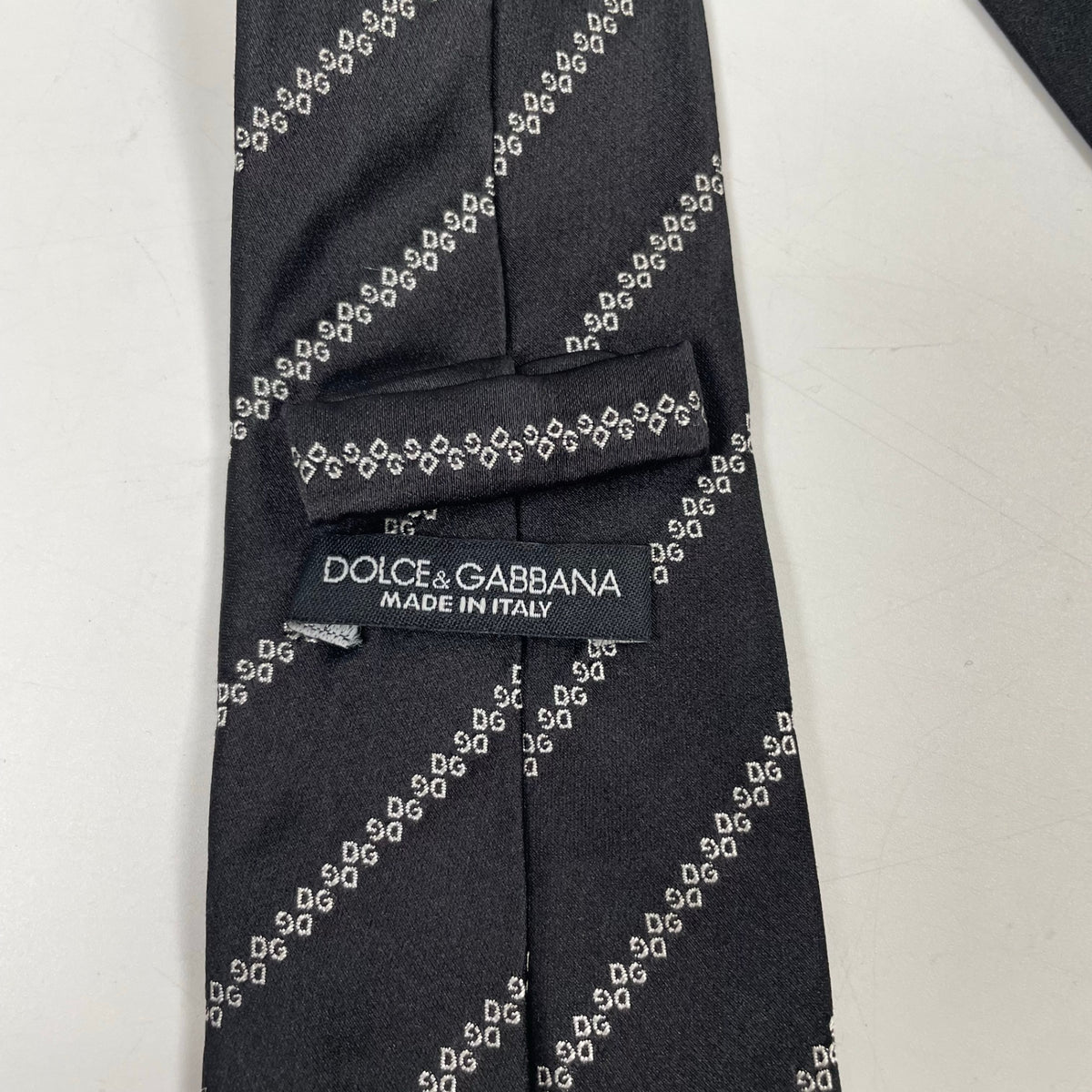 DOLCE＆GABBANA / ピュアシルクナロータイ 参考定価：33,000程度