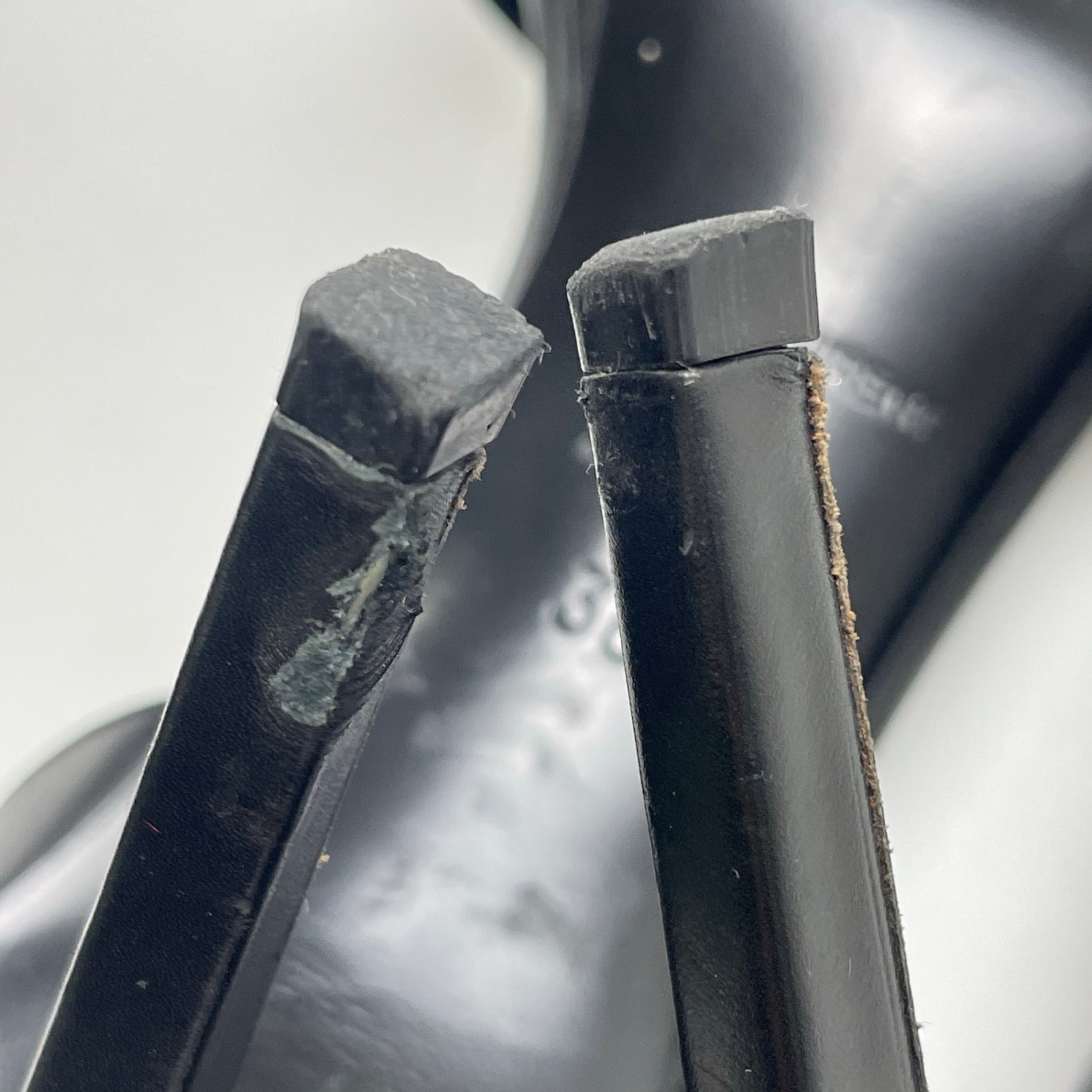 SAINT LAURENT PARIS サンローランパリ / レザーハイヒール ピンヒール 377305 ブラック SIZE:36