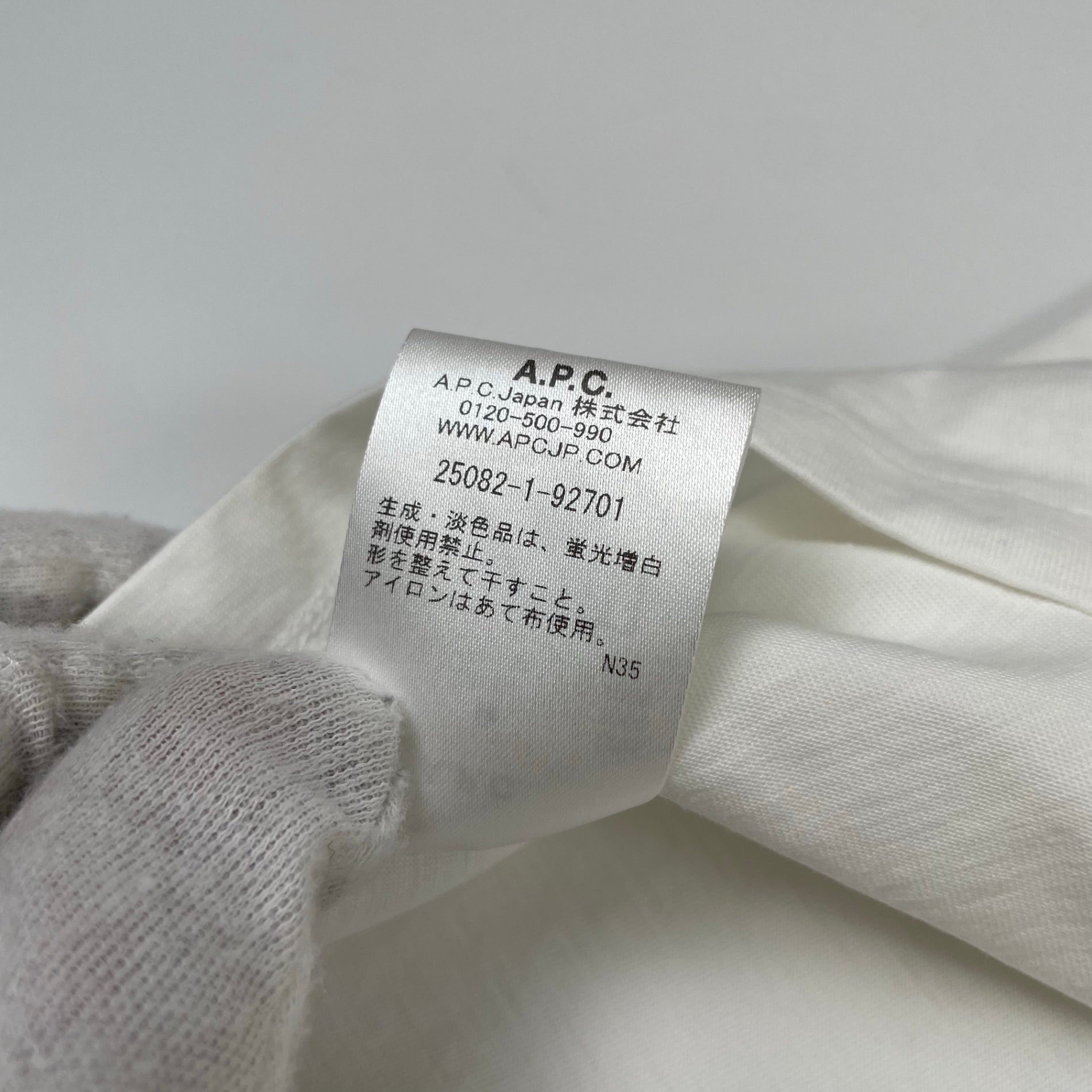 A.P.C. / 刺繍ポケットTシャツ 参考定価：8,400+tax SIZE:L