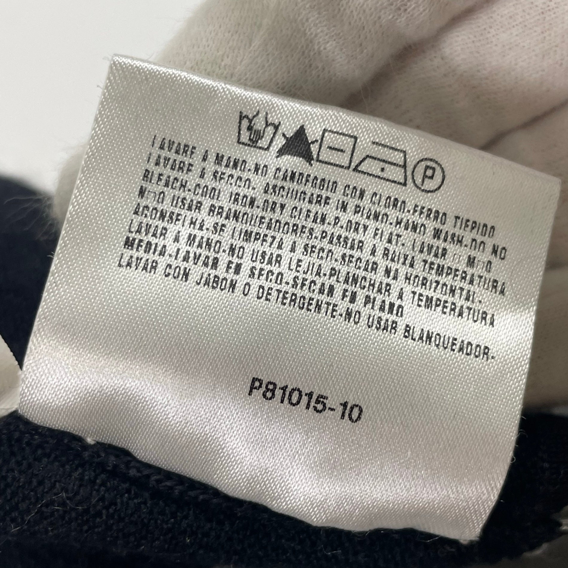 GIORGIO ARMANI ジョルジオ アルマーニ / シルクカシミヤノースリーブニット タグ付 参考定価：150,000程度 SIZE:42