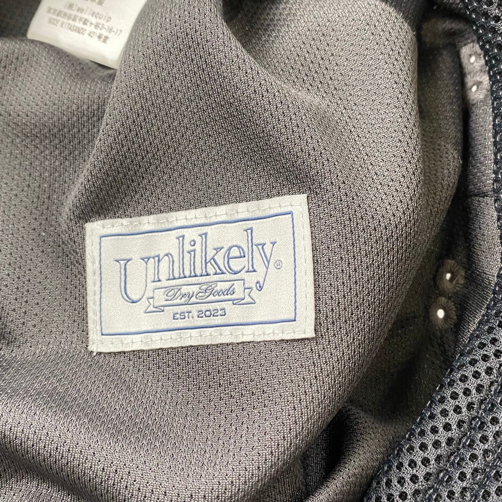 Unlikely アンライクリー / Bucket Hat Tropical バケットハット