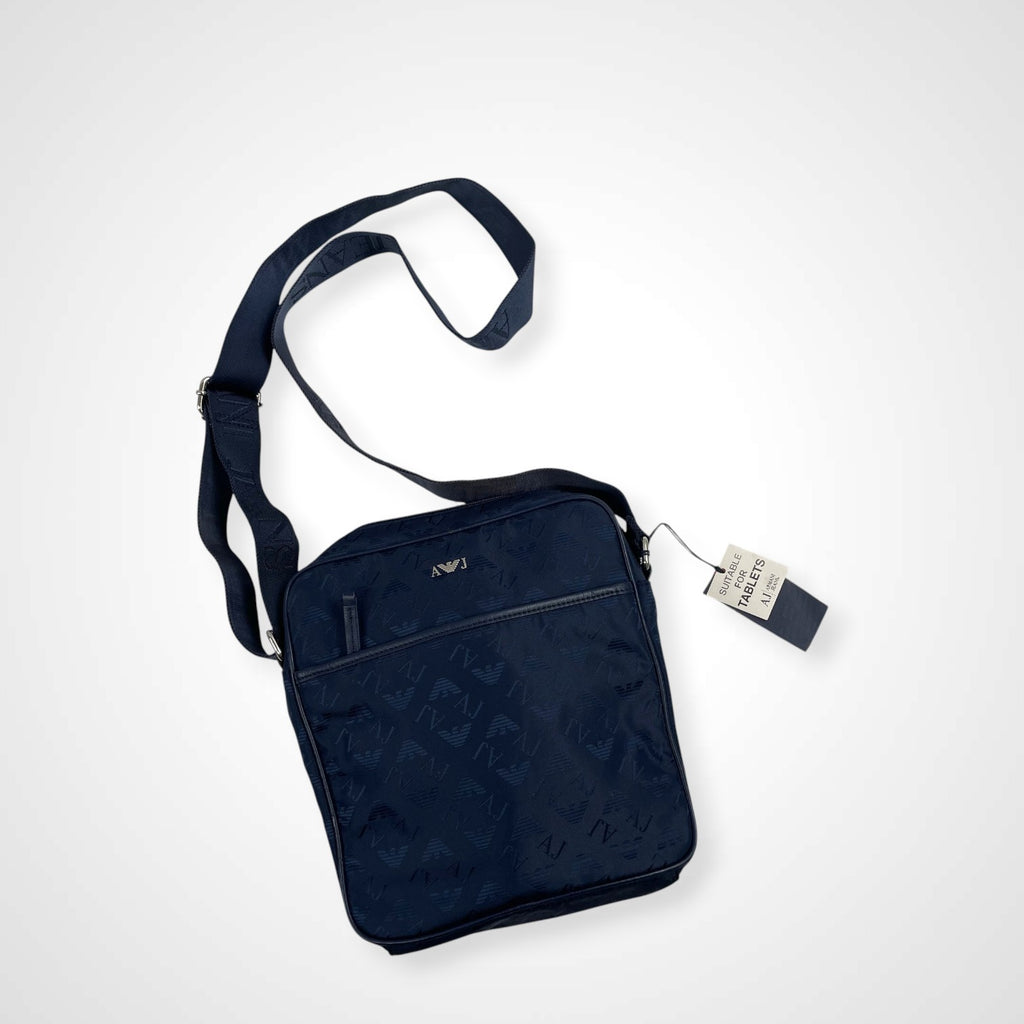 ARMANI JEANS アルマーニジーンズ / ショルダーバッグ 参考定価：30,000程度