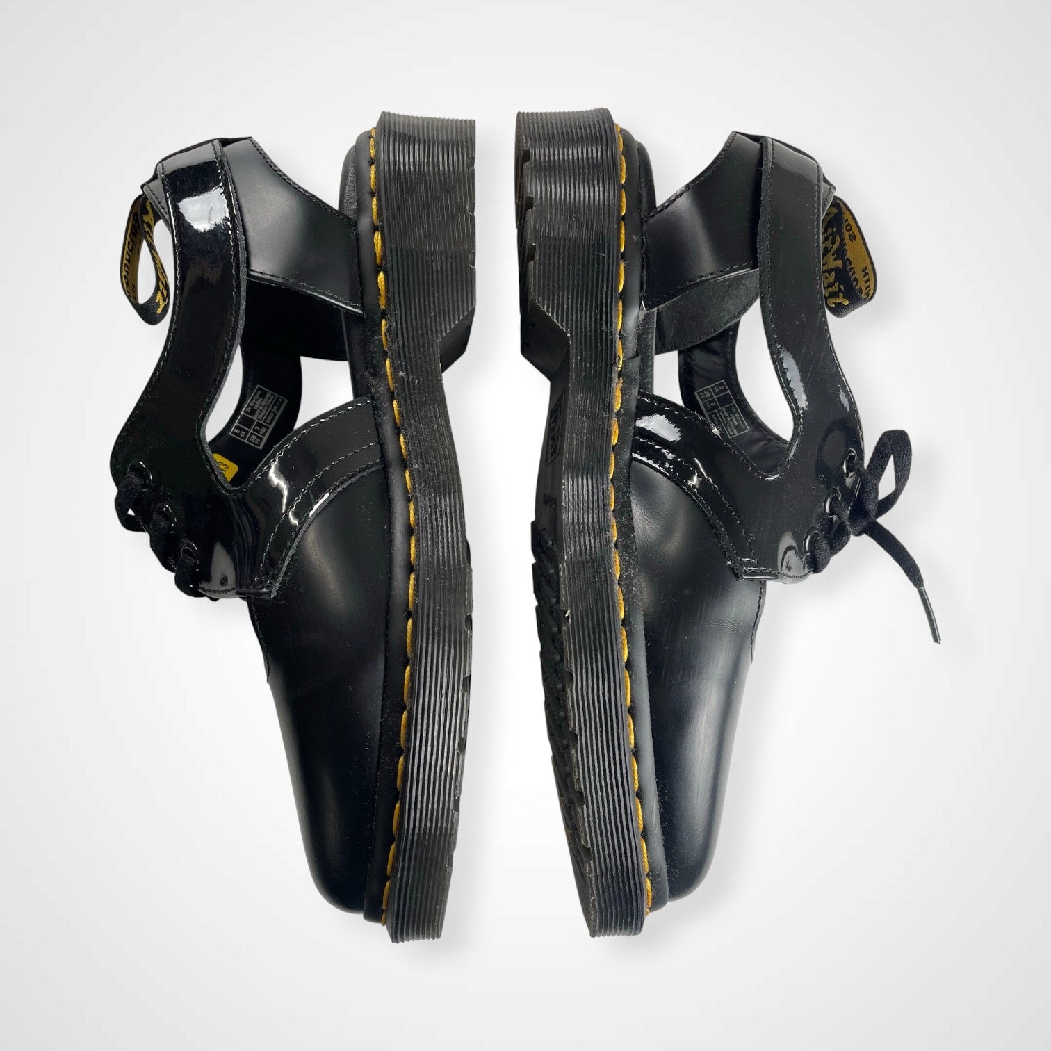 Dr.Martens ドクターマーチン / GENNA ポインテッドトゥシューズ 美品 参考定価：25,000程度 SIZE:UK5