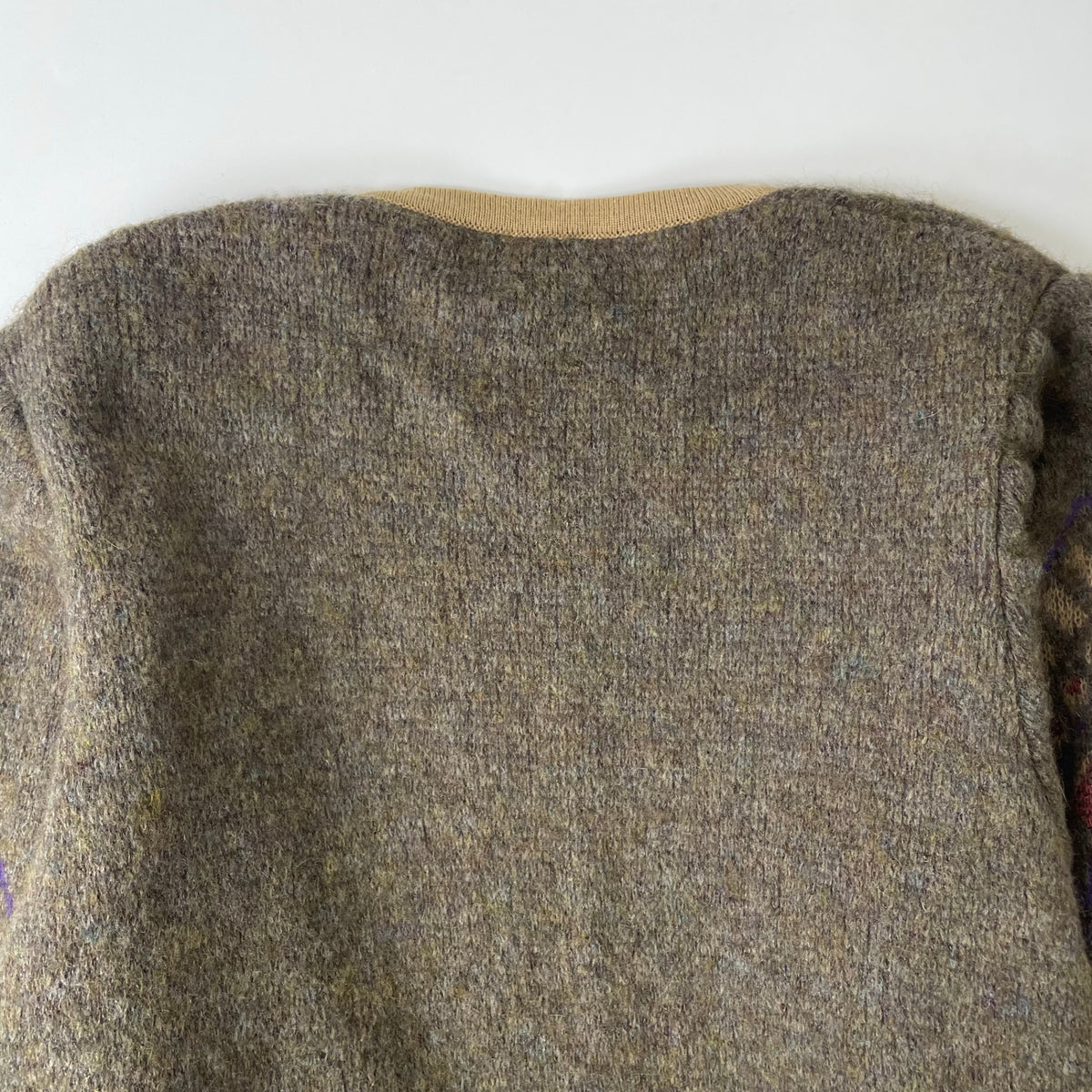Etienne Aigner / ヴィンテージジャガードニット 参考定価：52,000程度 SIZE:44